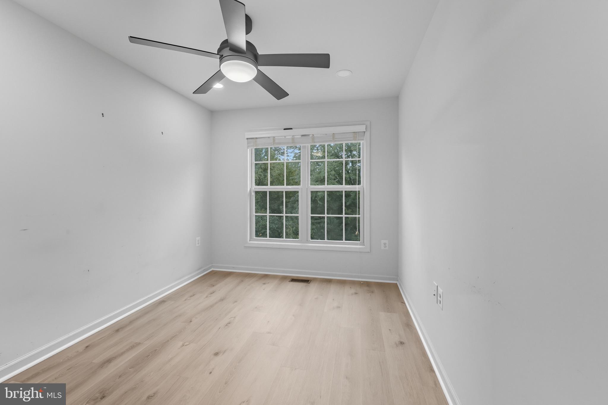 VILLAGES OF PIEDMONT II - Residential Lease