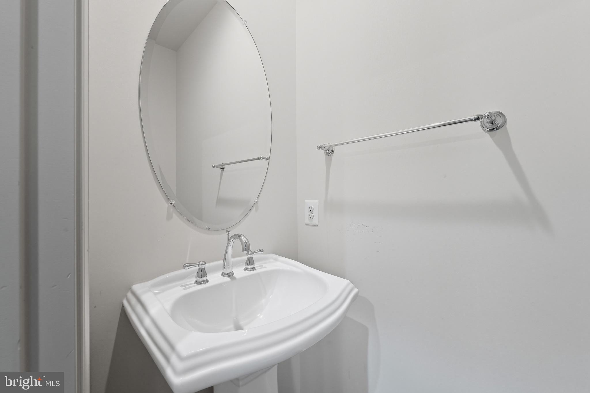 VILLAGES OF PIEDMONT II - Residential Lease