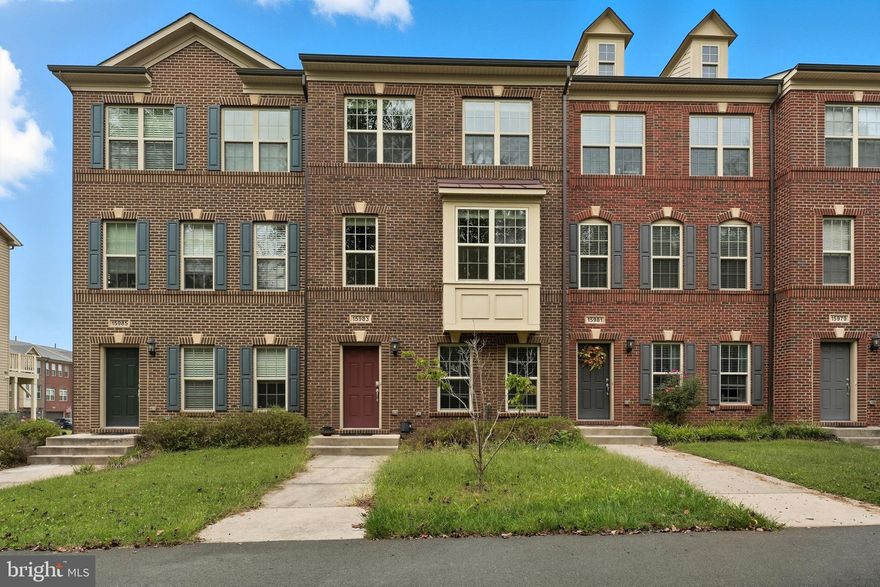 **Price improved** Like-new townhome offers an ideal blend of comfort, convenience, and community in beautiful Haymarket. You’ll love the rich hardwood floors throughout, a newer refrigerator, and a thoughtfully designed open layout perfect for entertaining. The Chef’s Kitchen features granite countertops and stainless steel Whirlpool appliances, flowing seamlessly into the dining and living areas. Upstairs, find three spacious bedrooms and two full baths, including a luxurious primary suite with tray ceiling, dual walk-in closets, and spa-like en-suite bath. The lower level provides a bright and welcoming living room—ideal for family time or movie nights. Enjoy all the community amenities: clubhouse, pools, playgrounds, basketball and tennis courts, dog park, and miles of scenic trails within the preserved Leopold’s Preserve. Conveniently located near I-66, Rt. 29, Rt. 15, Park & Ride, shopping, dining, hospital, and charming Downtown Haymarket. Nestled in a quiet, family-oriented neighborhood, this home truly has it all.