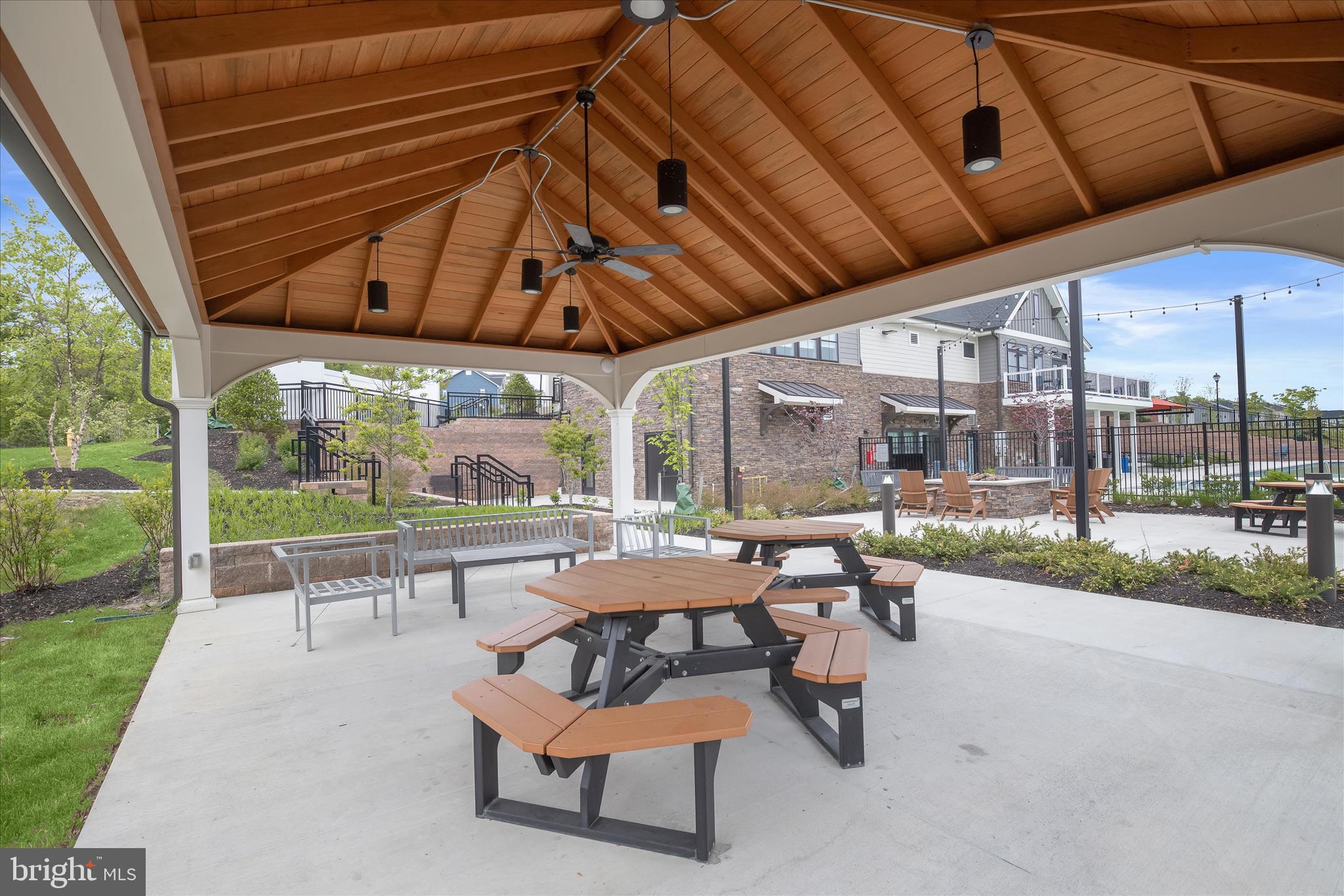 CEDAR HILL - Residential