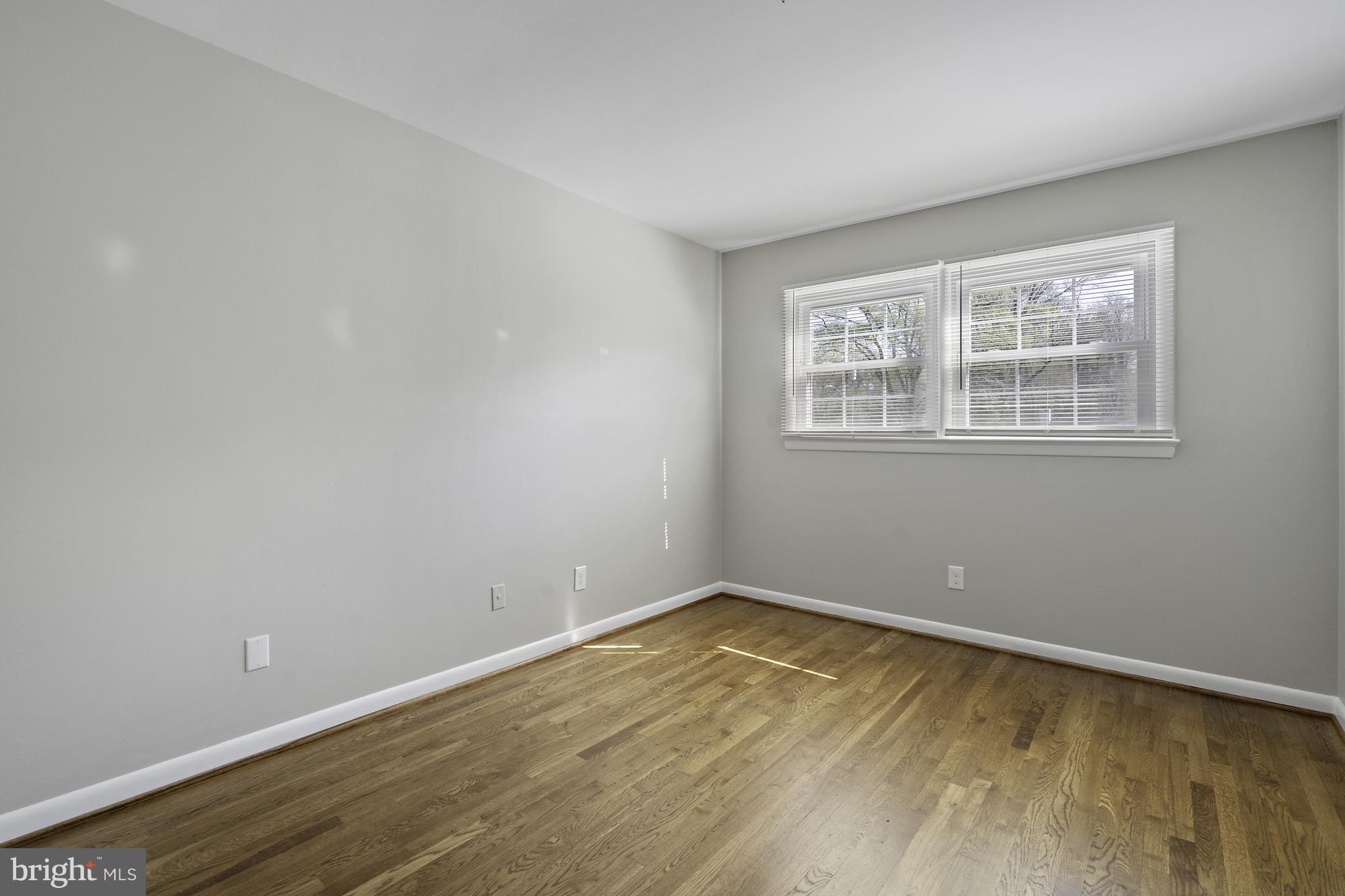 POTOMAC VALLEY - Residential Lease