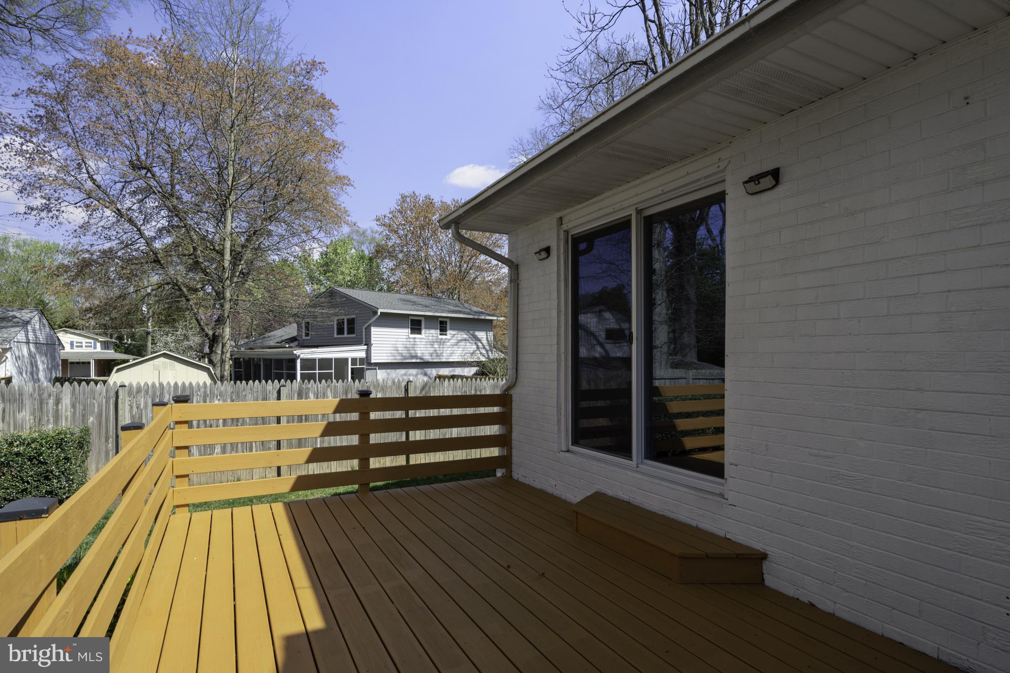 POTOMAC VALLEY - Residential Lease