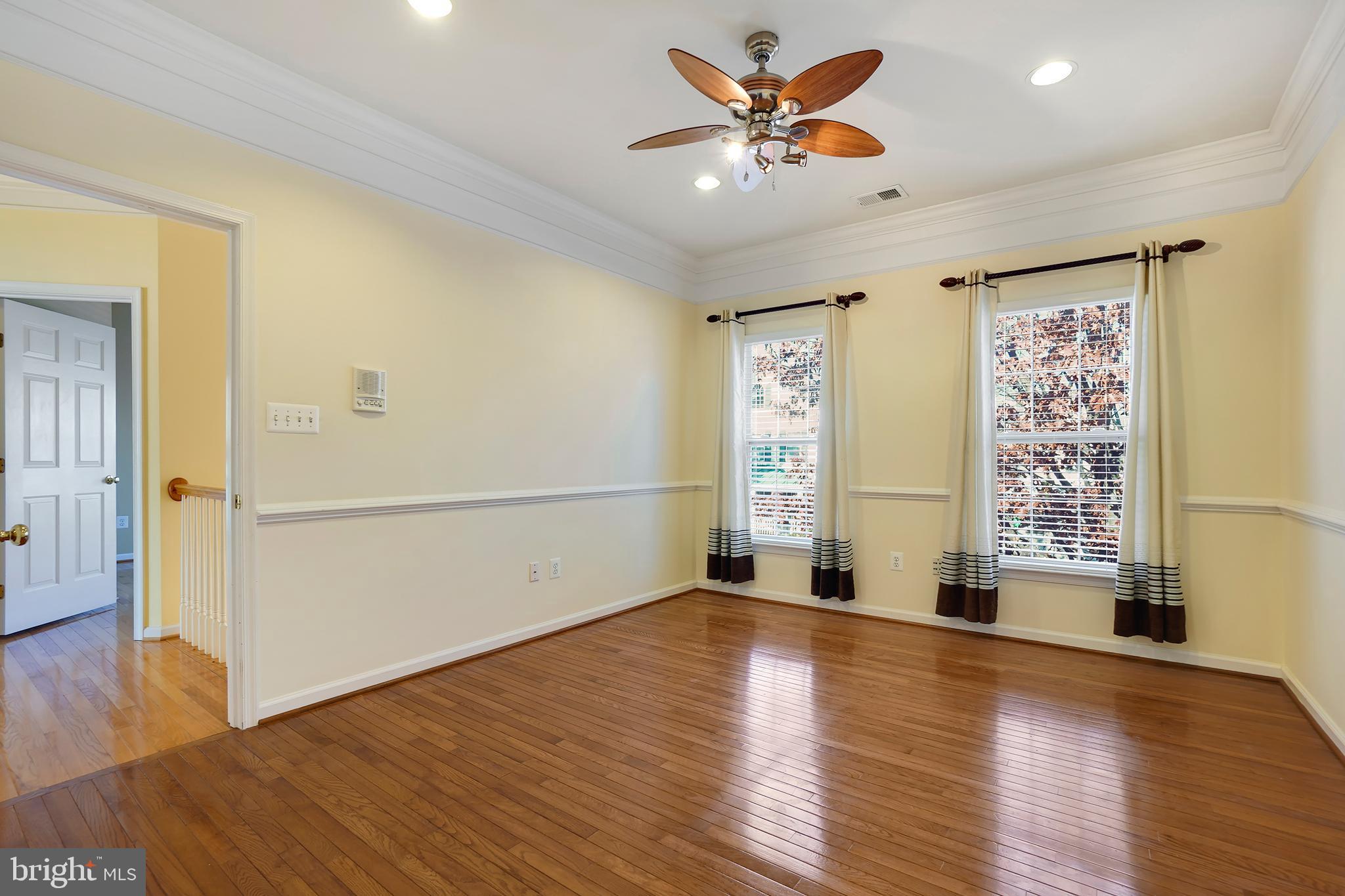 LAKELANDS - Residential