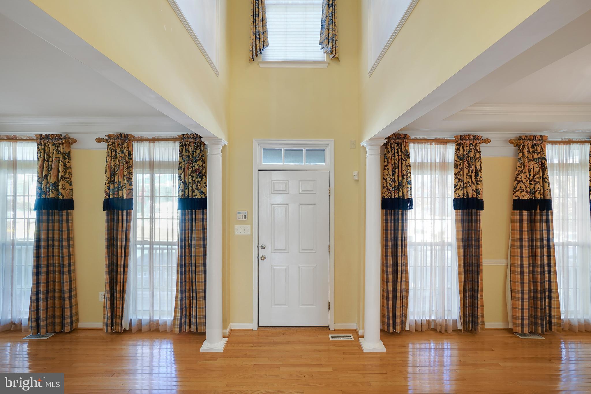 LAKELANDS - Residential