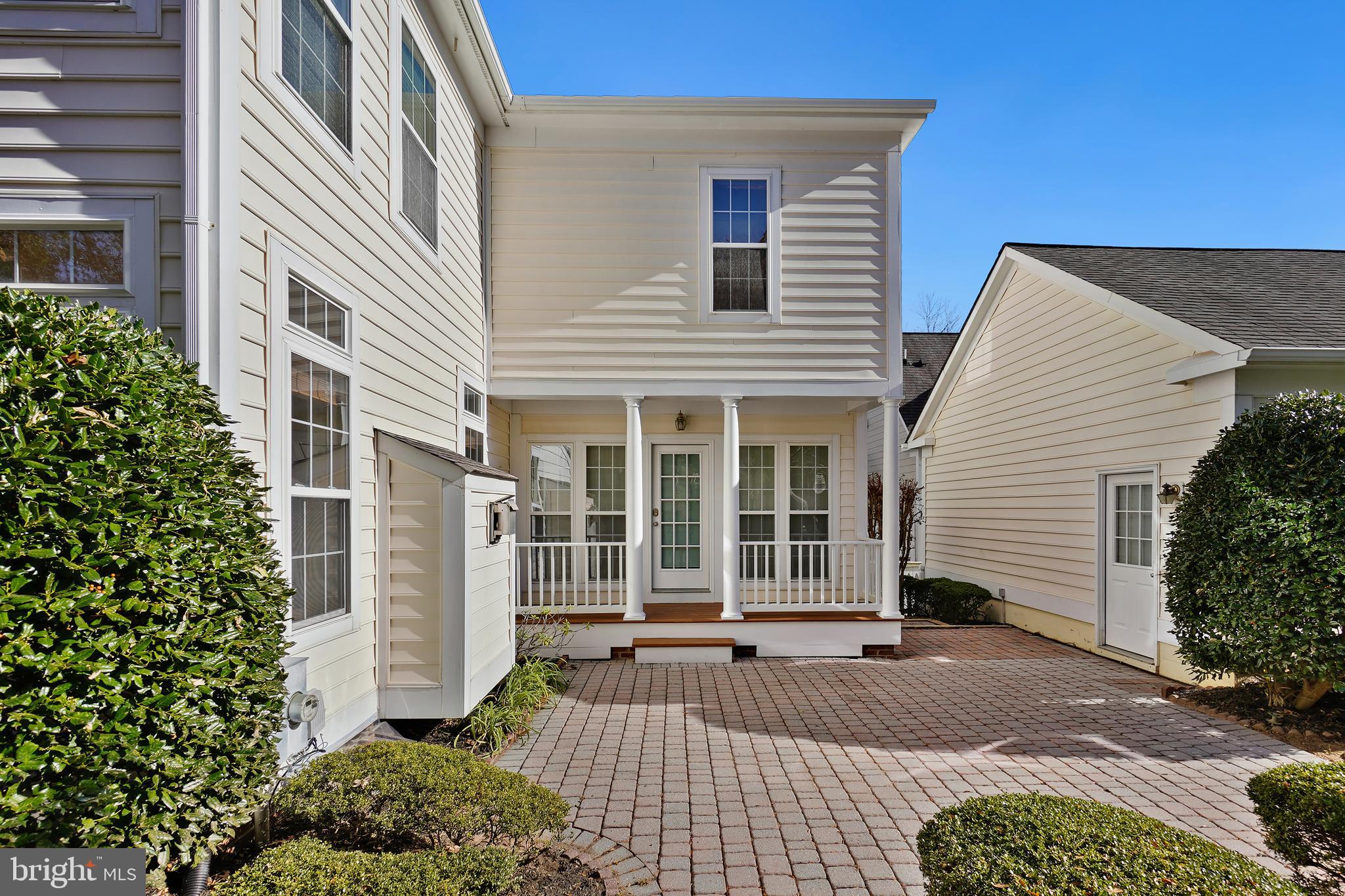 LAKELANDS - Residential