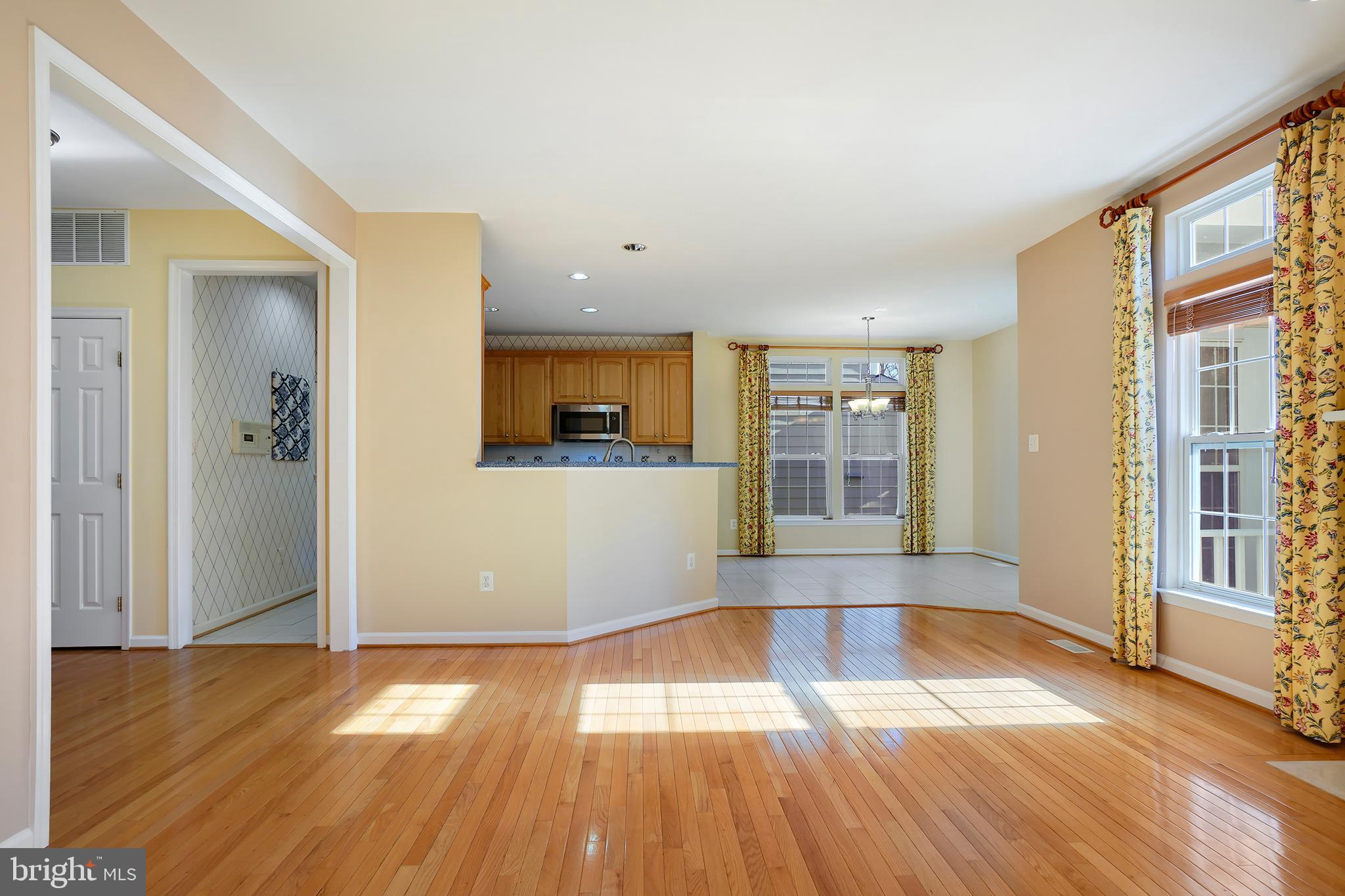 LAKELANDS - Residential