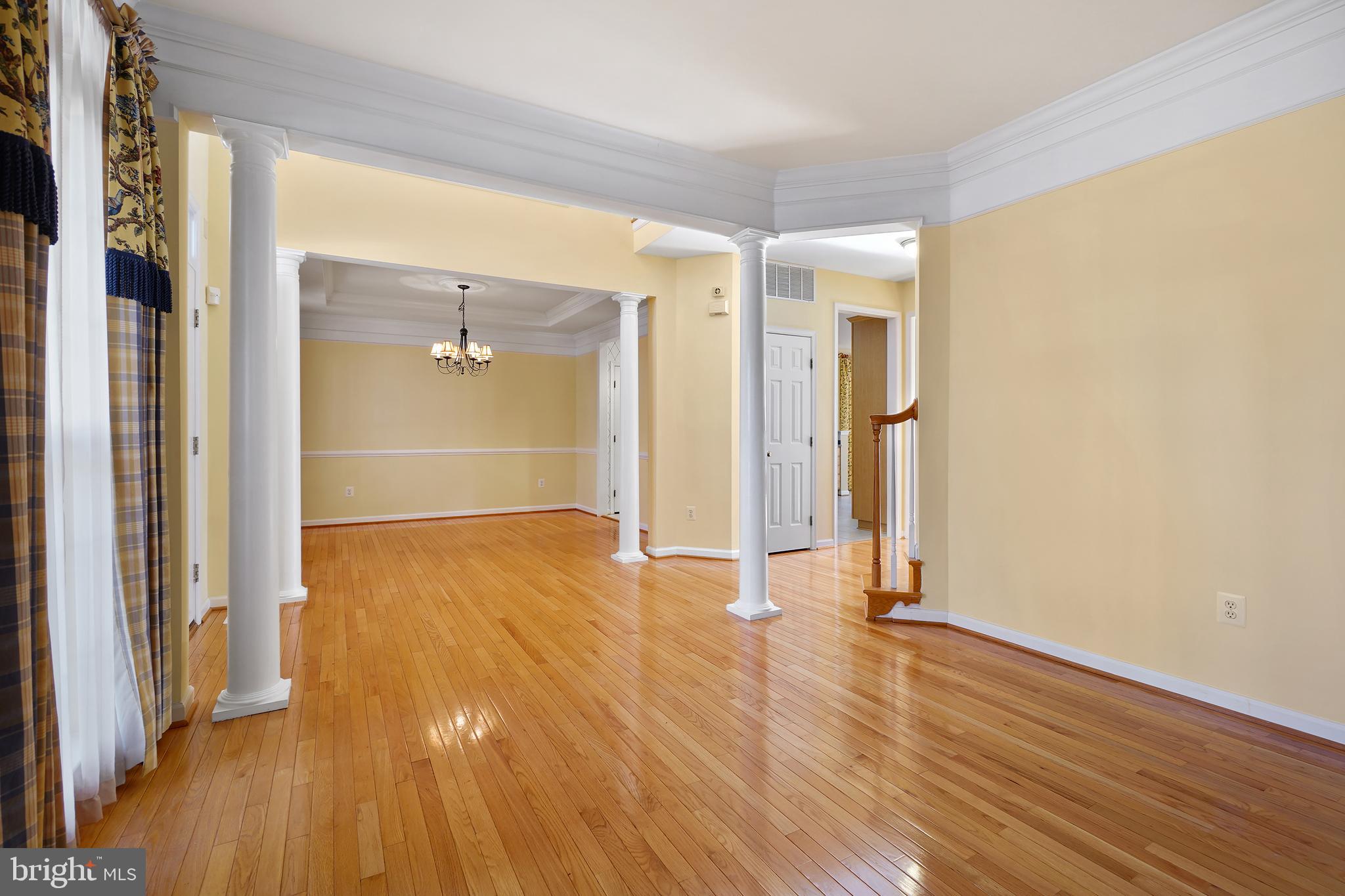 LAKELANDS - Residential