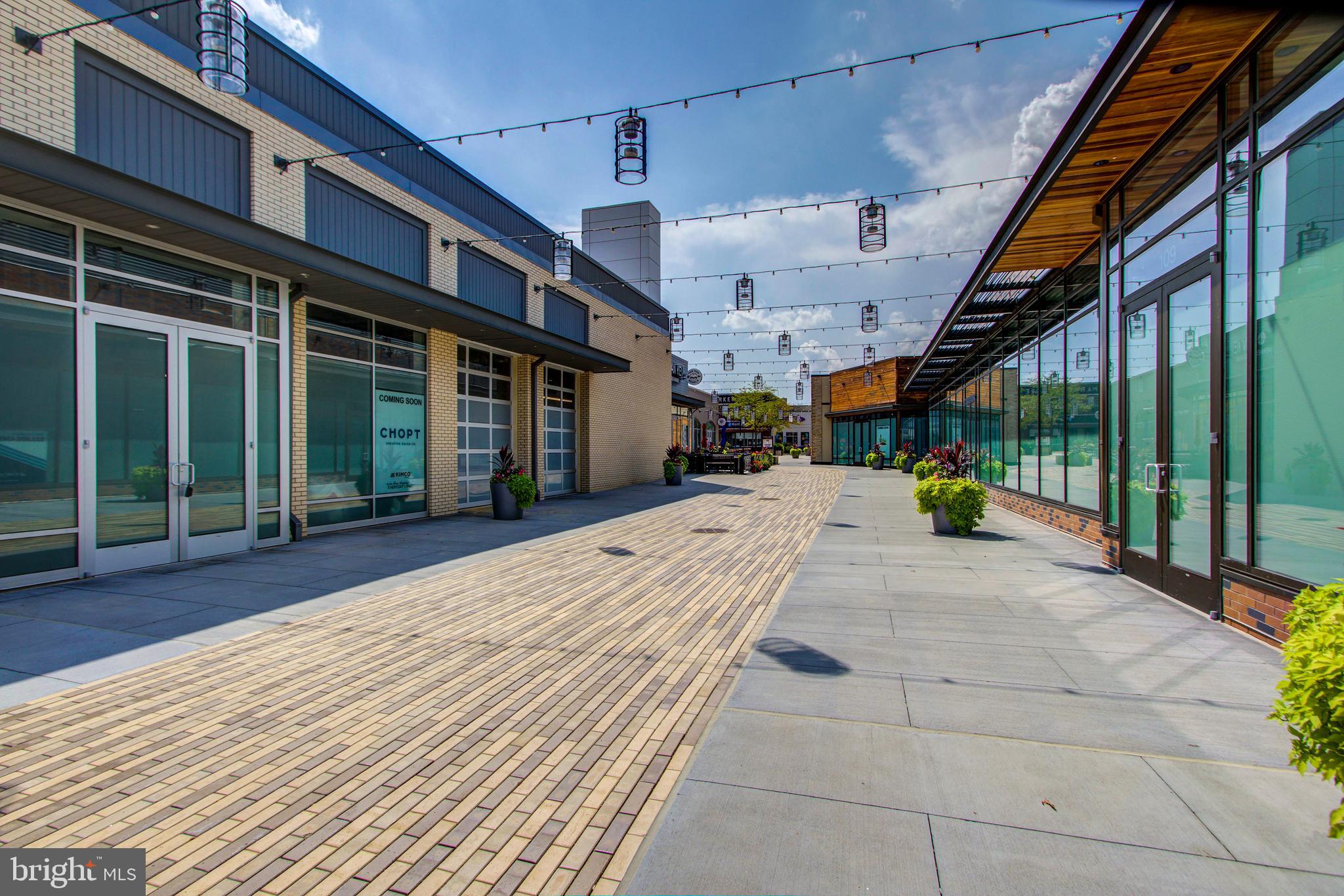 LAKELANDS - Residential