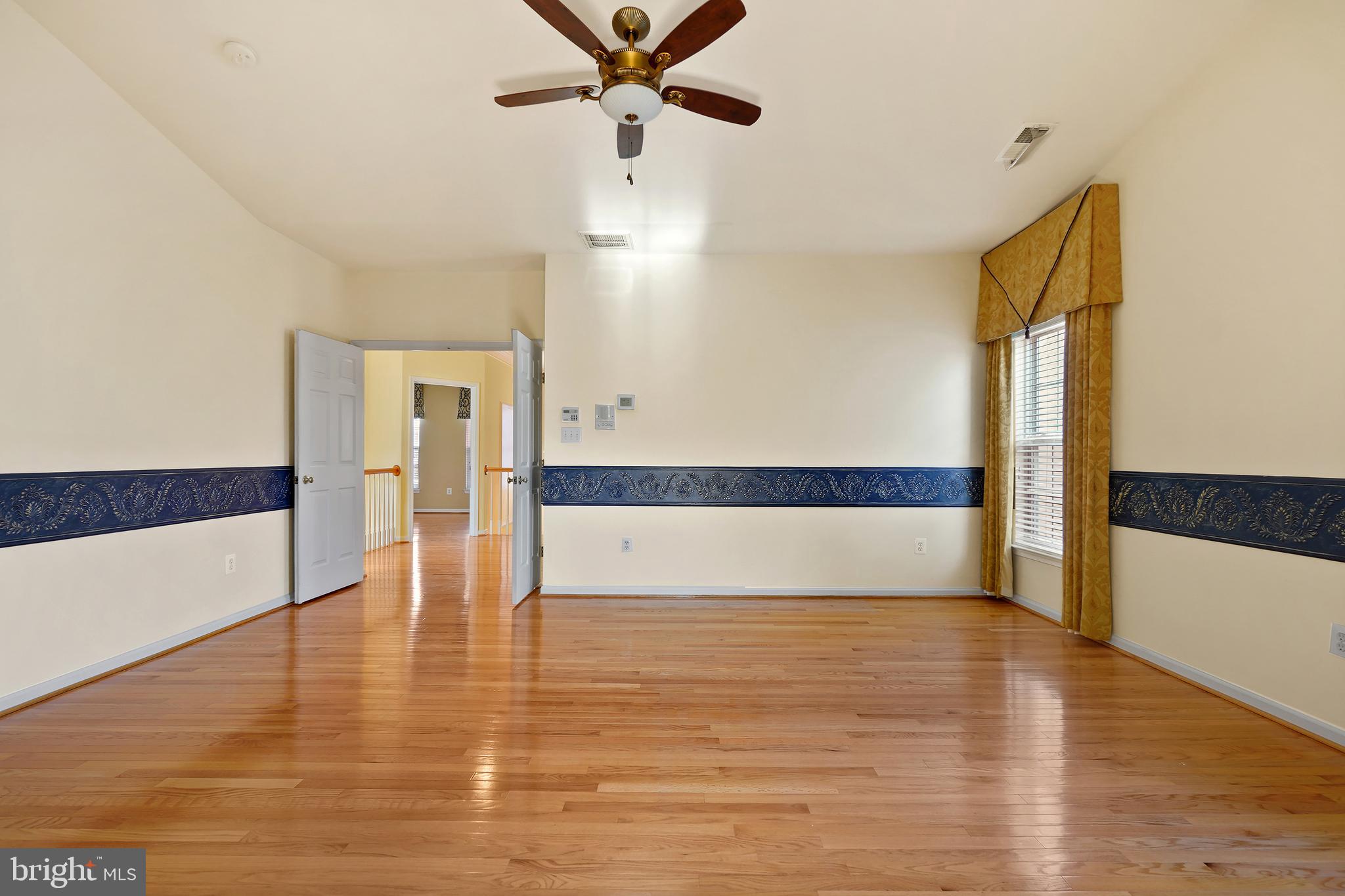 LAKELANDS - Residential