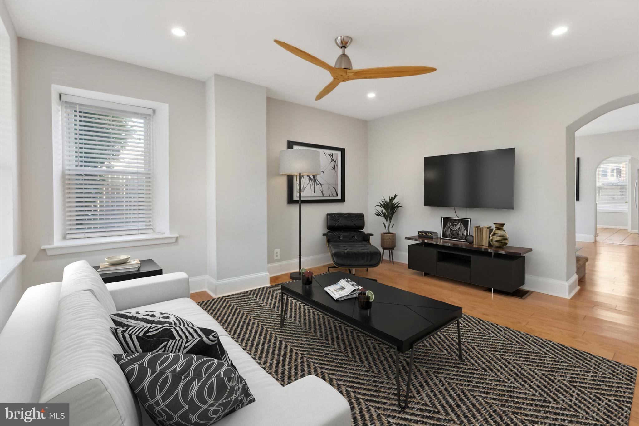 ROXBOROUGH - Residential