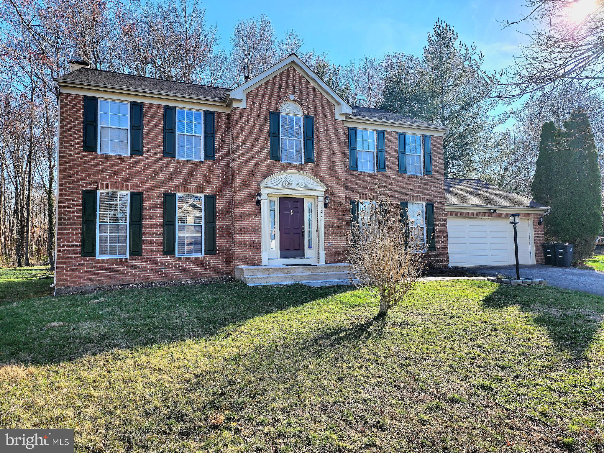 Welcome to the gorgeous brick-front single-family house. No HOA. Over 3,500 sqft of finished living space. The upper level of the home features generously sized 5 bedrooms and 2 Full bathrooms. Spacious kitchen with stainless steel appliances. The lower level offers additional living space and storage with a finished family room. There is also a convenient Full bathroom. Private tree view of the backyard. The home is ideally located to commute to DC and VA, National Harbor, and shopping.