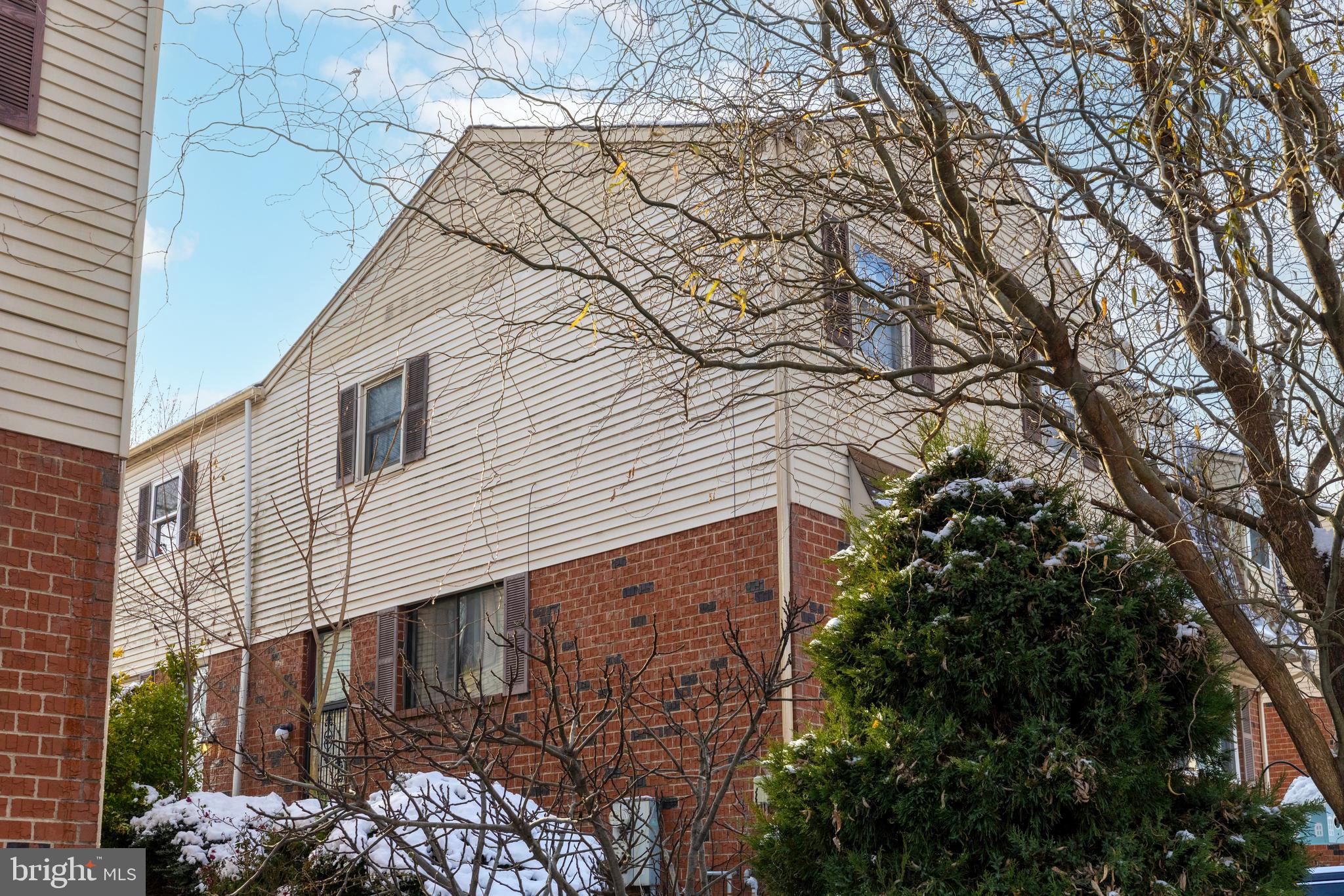 SCOTCHBROOK - Residential