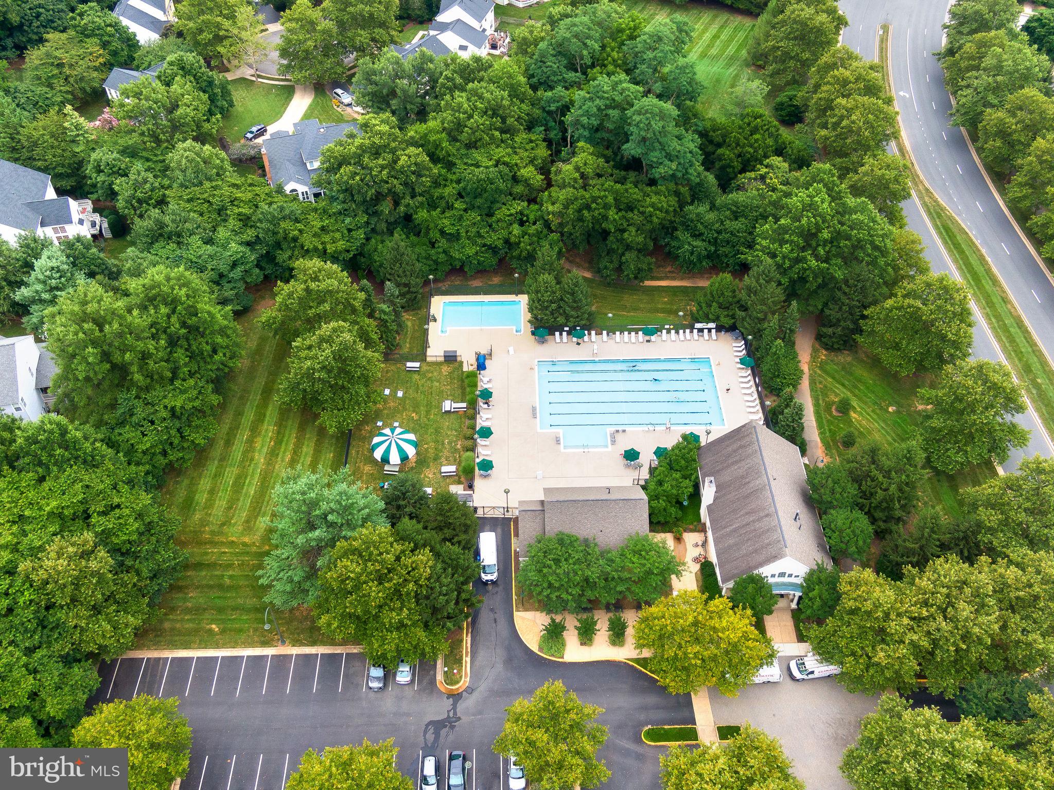 BROADLANDS - Residential