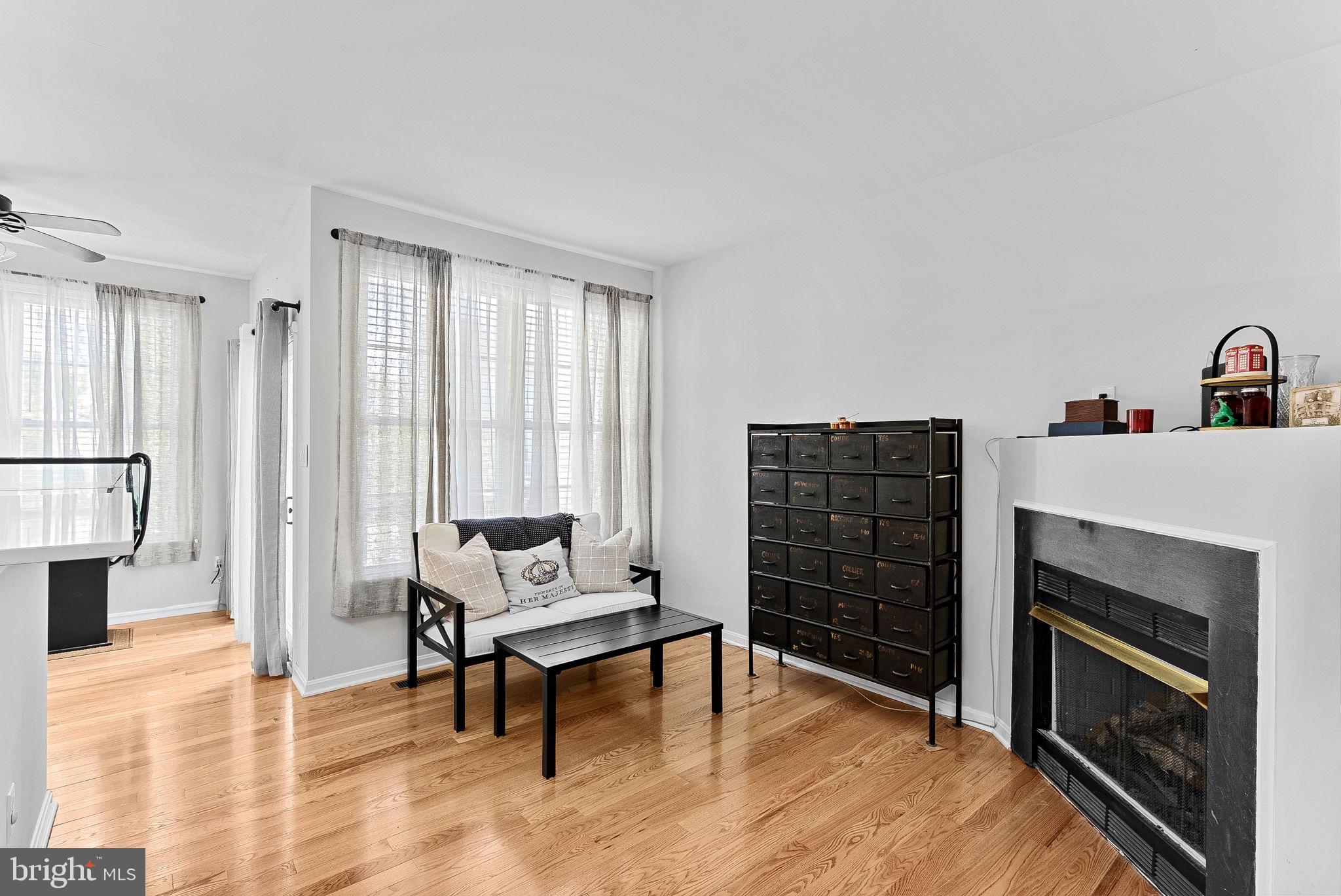 BROADLANDS - Residential