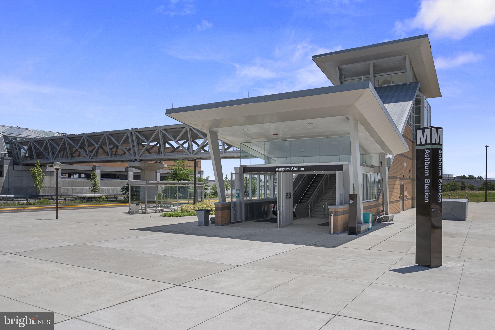 BROADLANDS - Residential