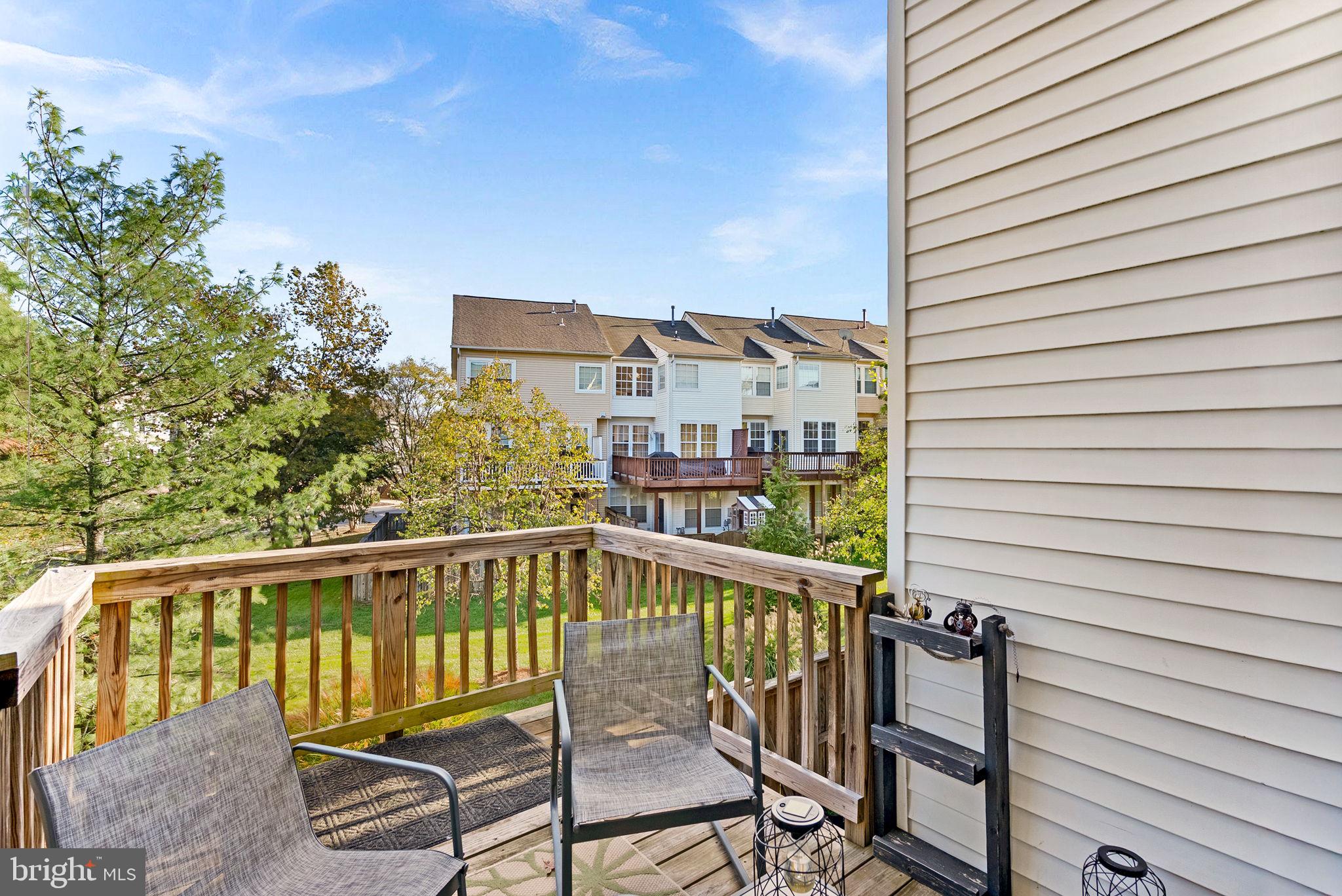 BROADLANDS - Residential