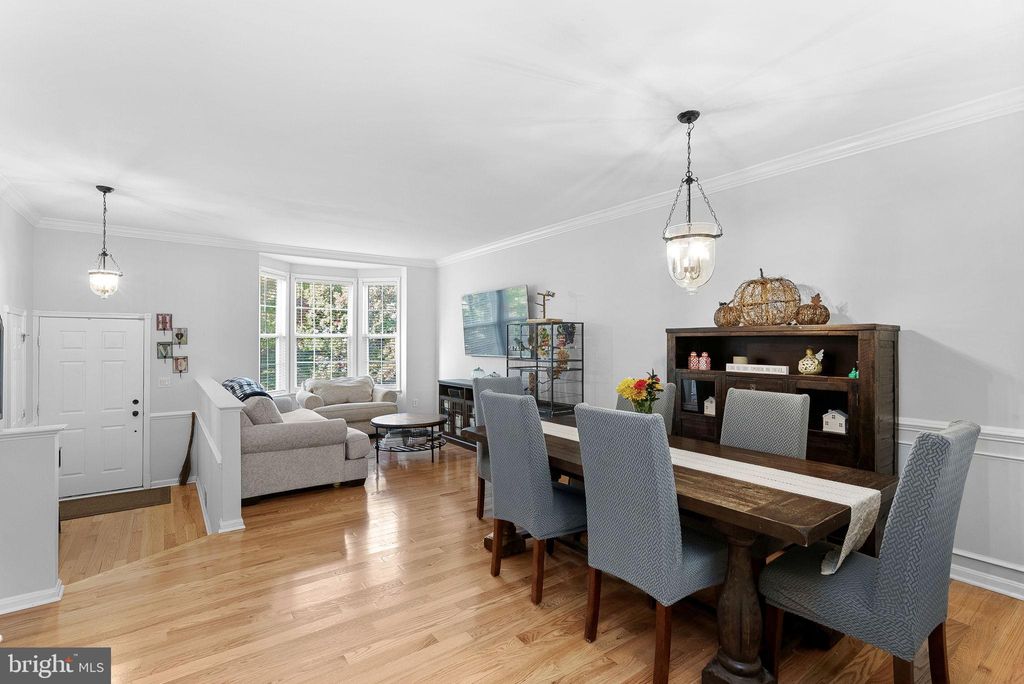 Photo of 43189 Riders Square, BROADLANDS, VA 20148 (MLS # VALO2109168)