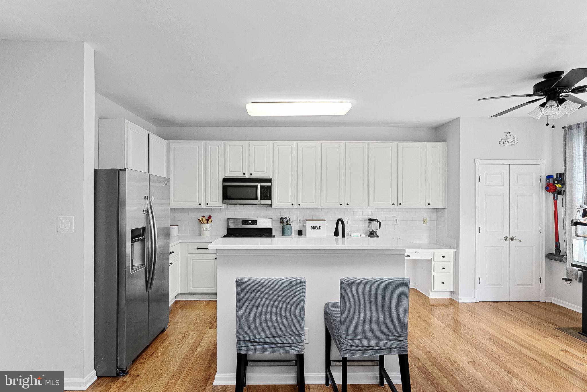 BROADLANDS - Residential