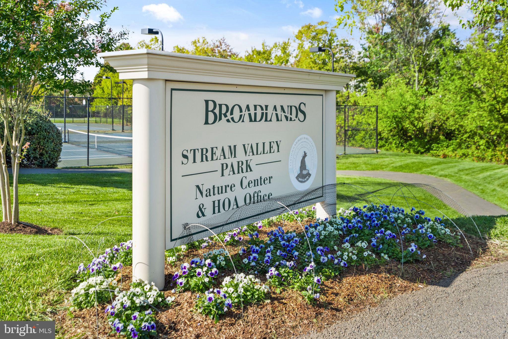 BROADLANDS - Residential
