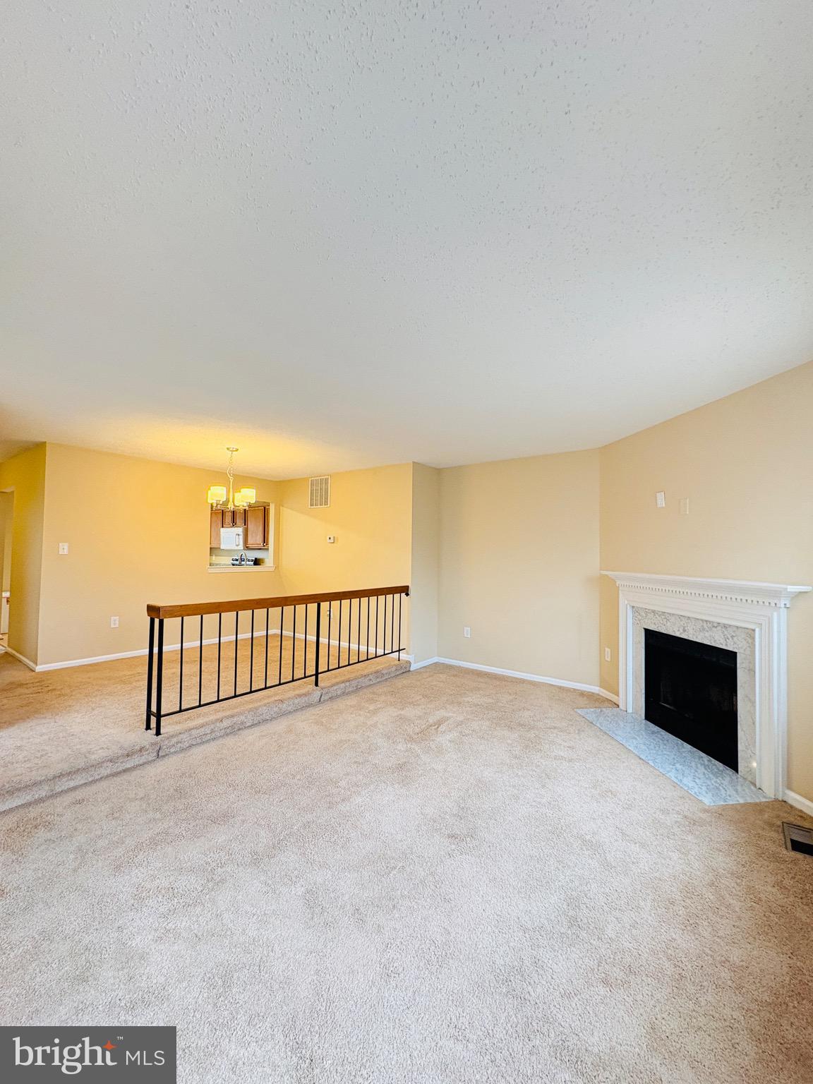 SINGLETONS GROVE - Residential Lease