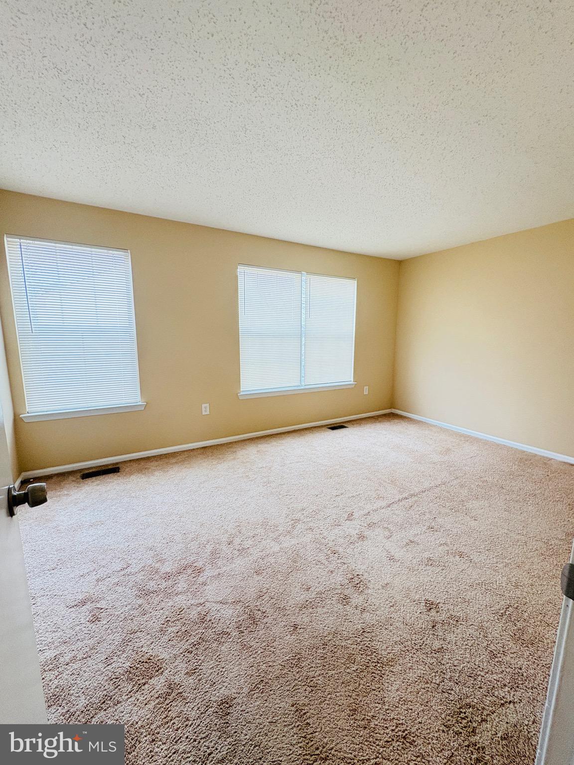 SINGLETONS GROVE - Residential Lease