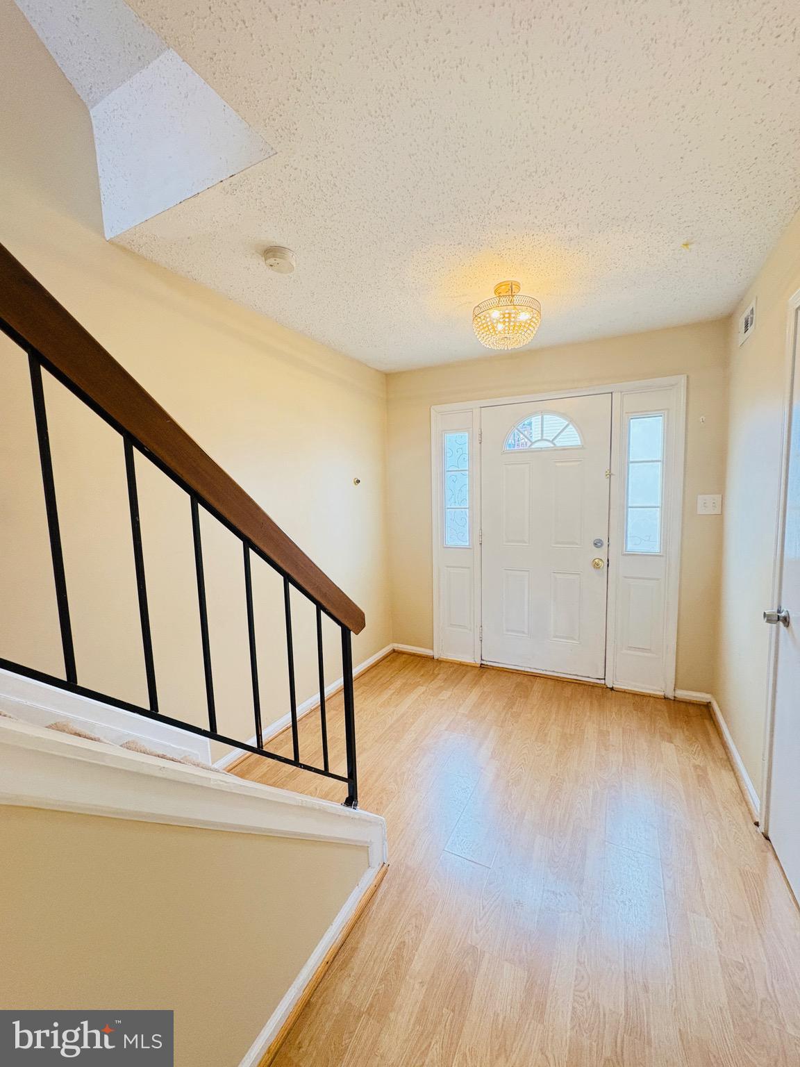 SINGLETONS GROVE - Residential Lease