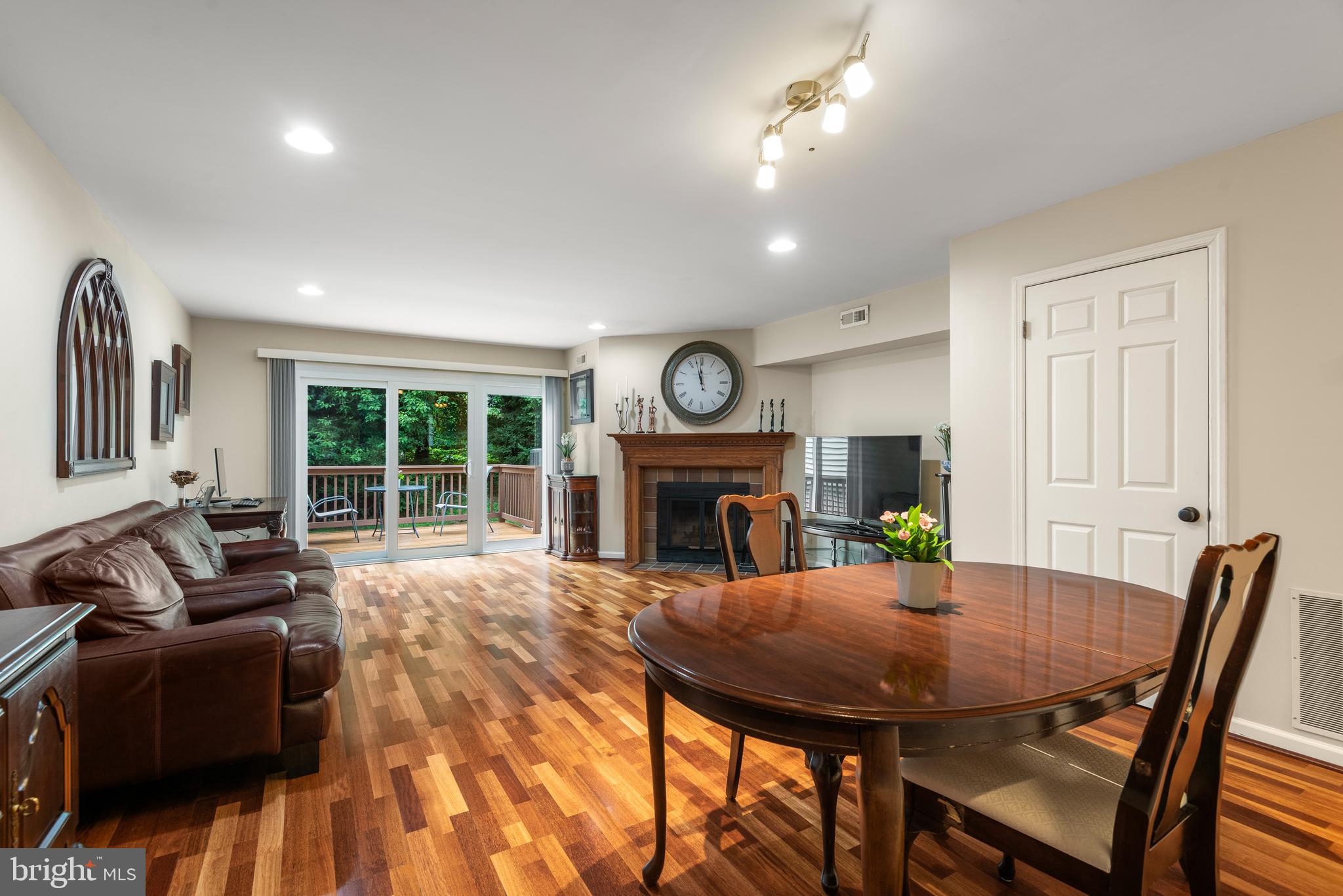 416 CANNON COURT