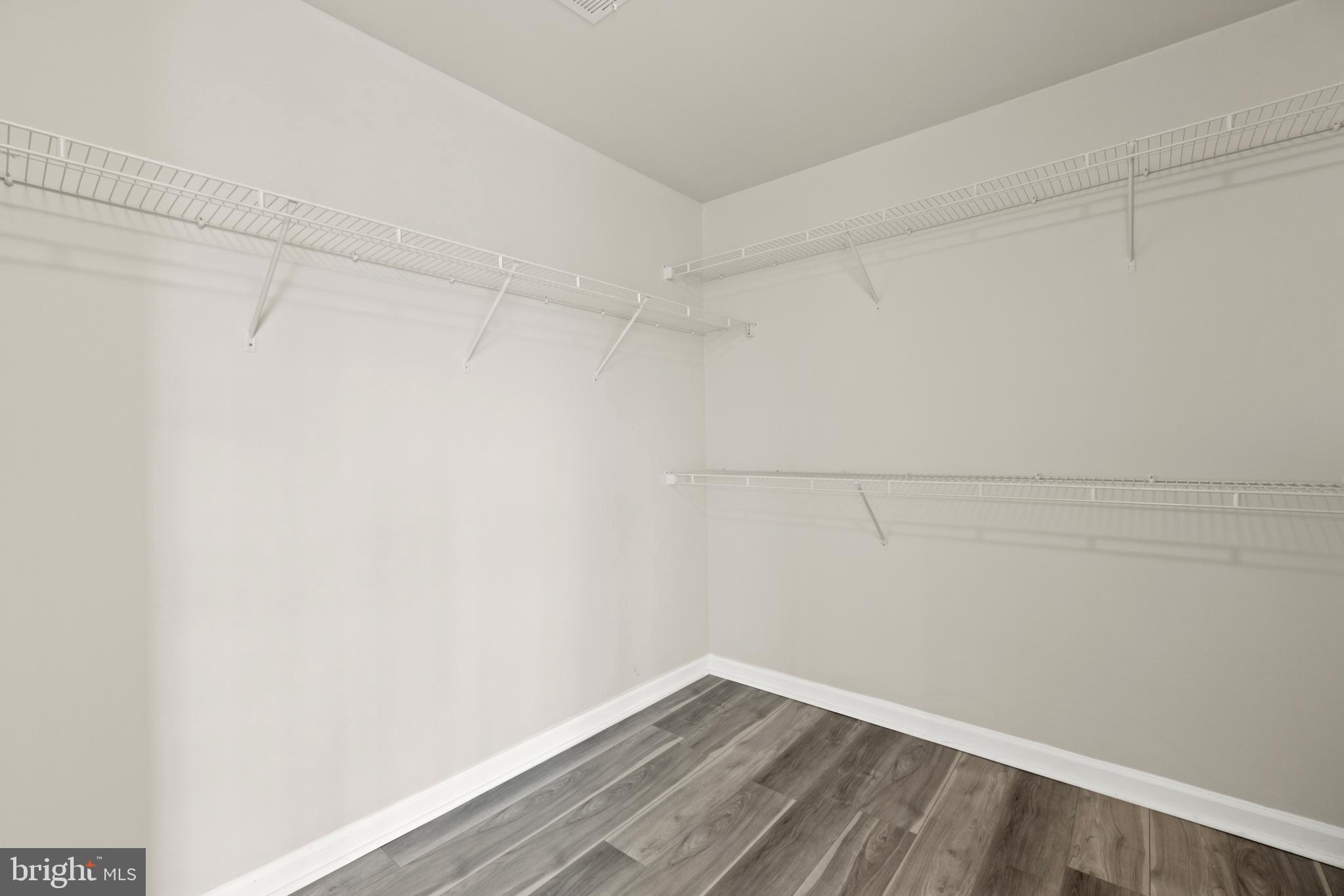 LANSDOWNE ON THE POTOMAC - Residential Lease