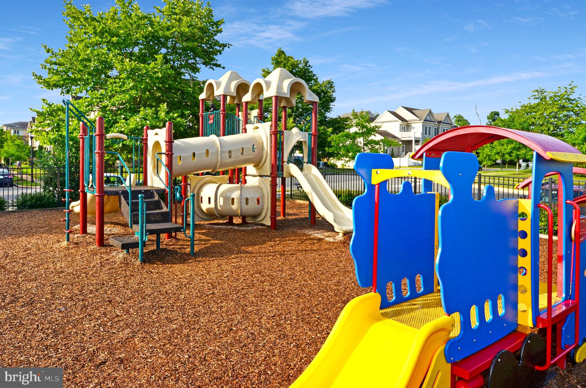 LANSDOWNE ON THE POTOMAC - Residential Lease