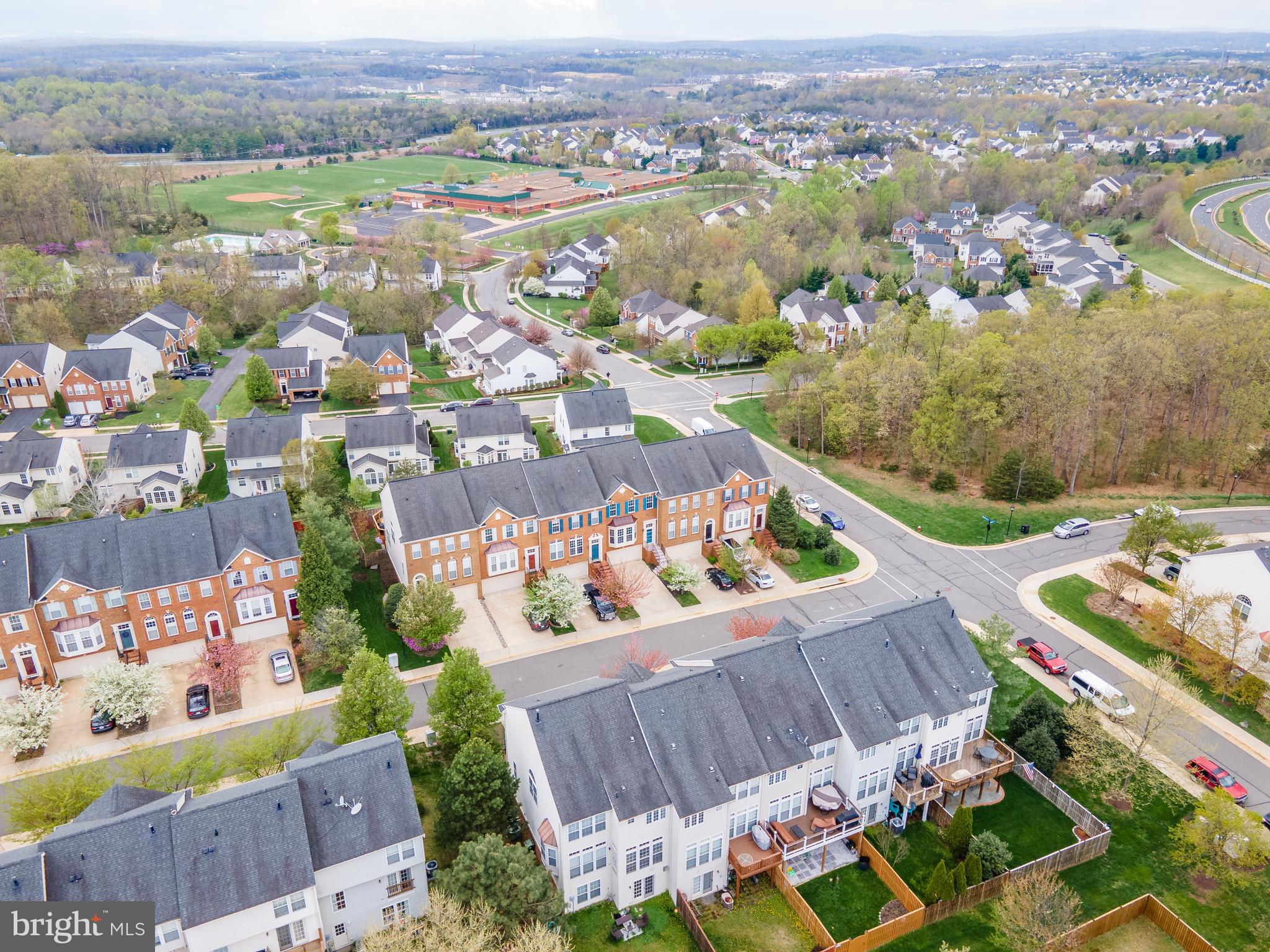LANSDOWNE ON THE POTOMAC - Residential Lease