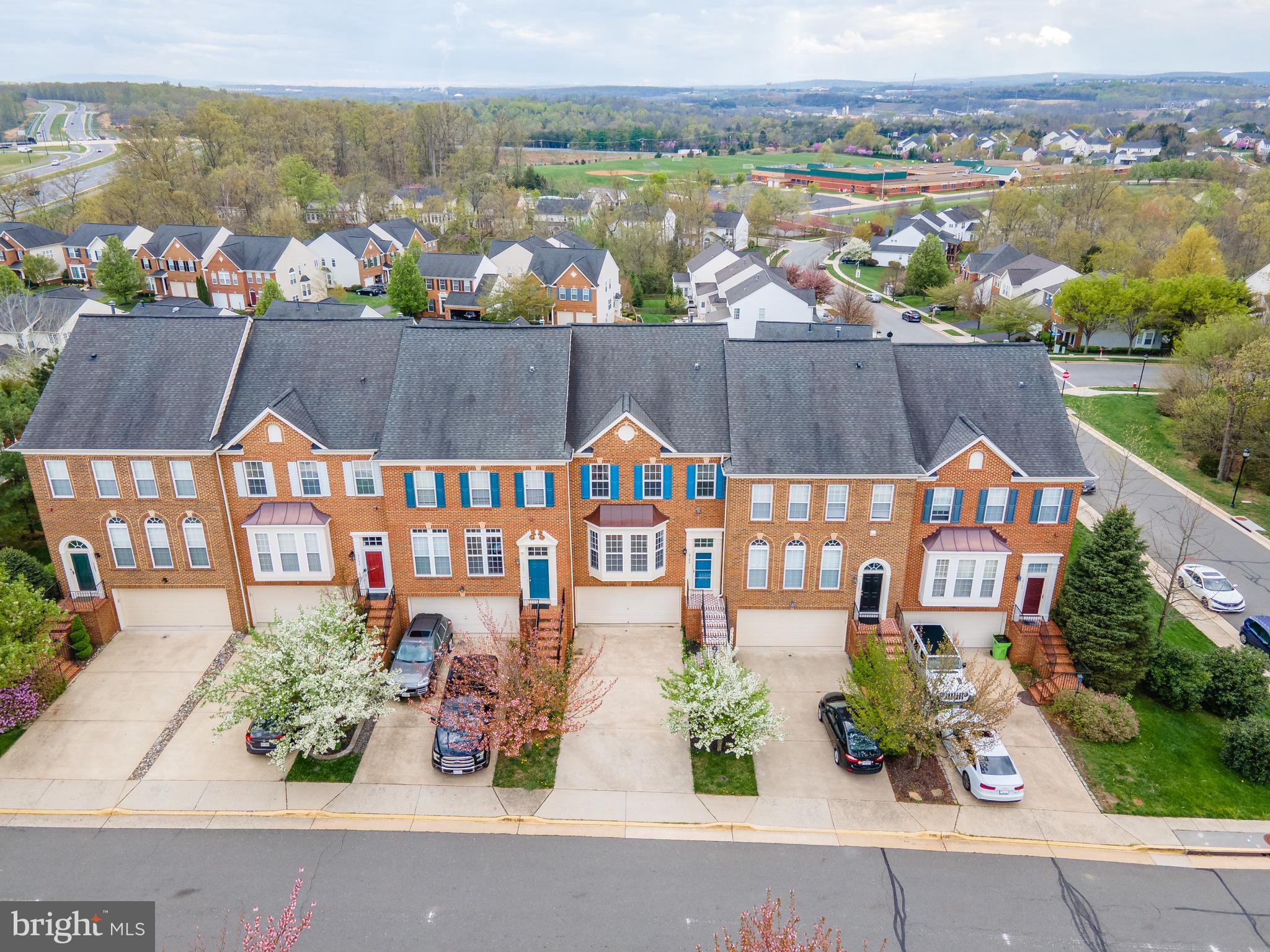 LANSDOWNE ON THE POTOMAC - Residential Lease