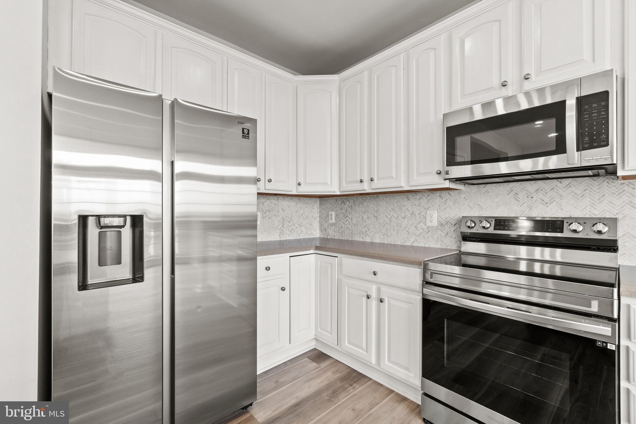 LANSDOWNE ON THE POTOMAC - Residential Lease