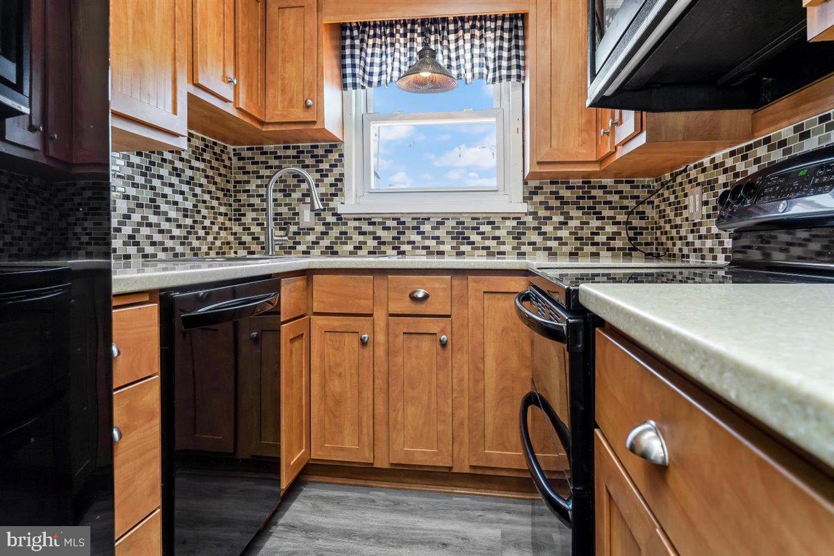 HIGHLAND PARK - Residential Lease