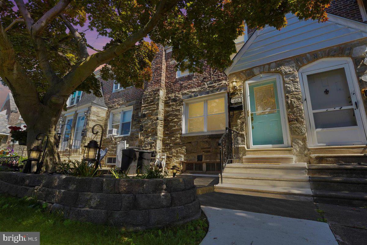 HIGHLAND PARK - Residential Lease