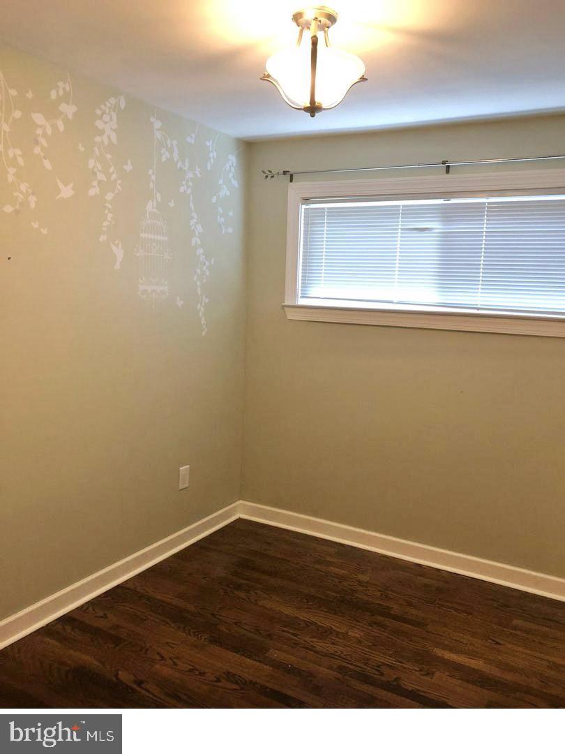 ANNALANE TERRACE - Residential Lease