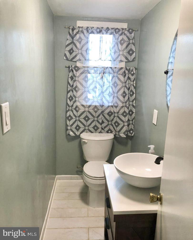 ANNALANE TERRACE - Residential Lease