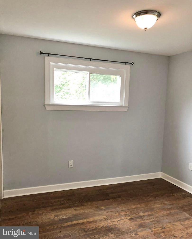 ANNALANE TERRACE - Residential Lease