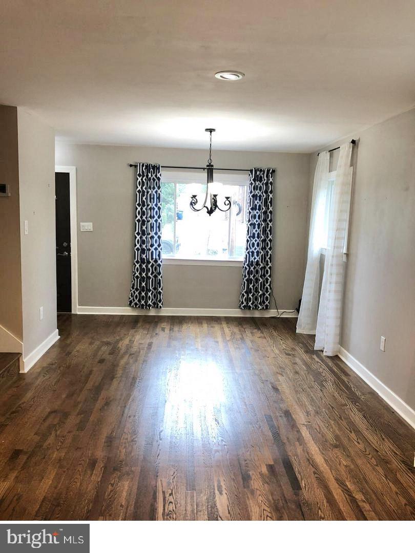 ANNALANE TERRACE - Residential Lease