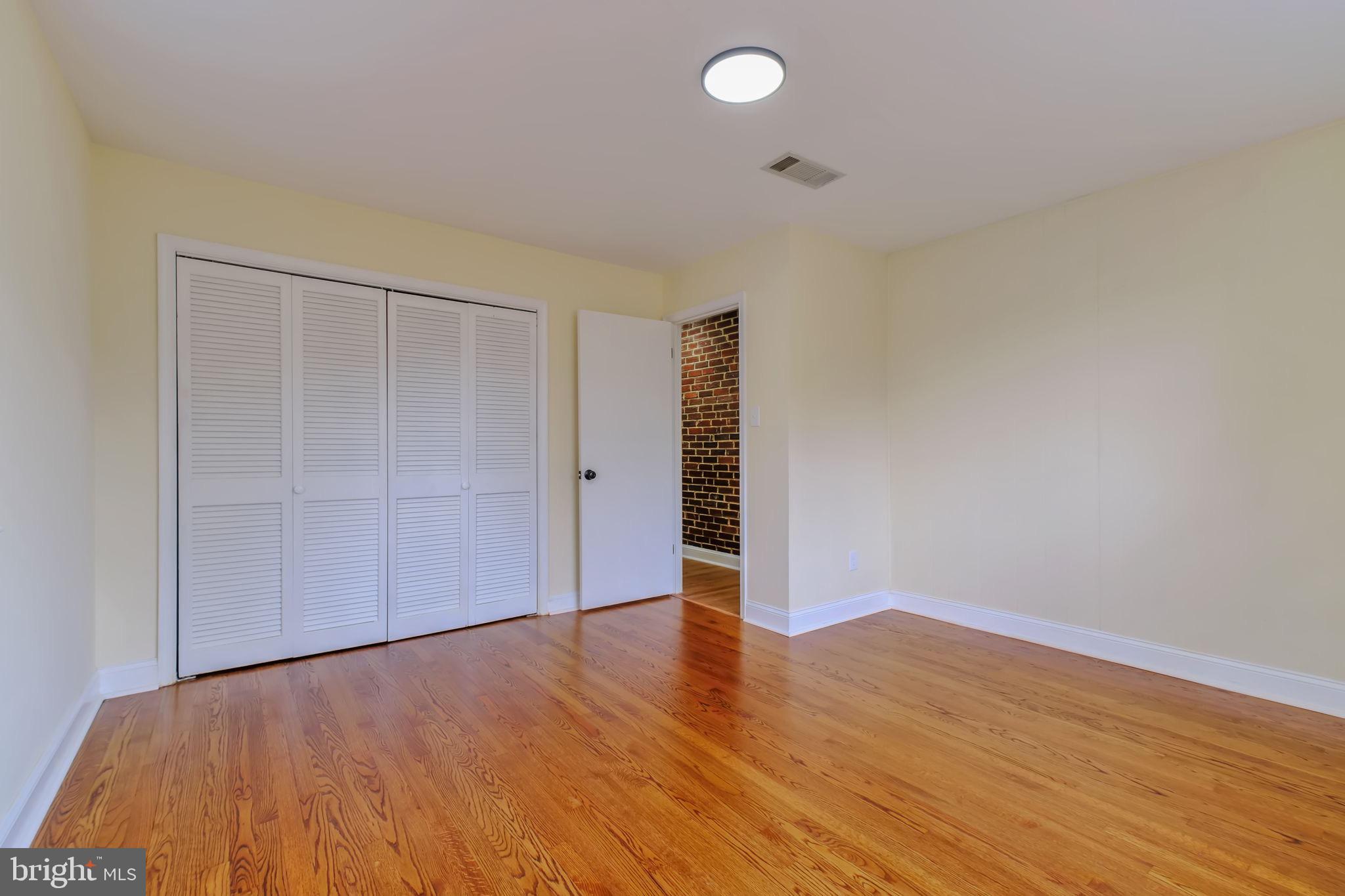 ANNANDALE - Residential