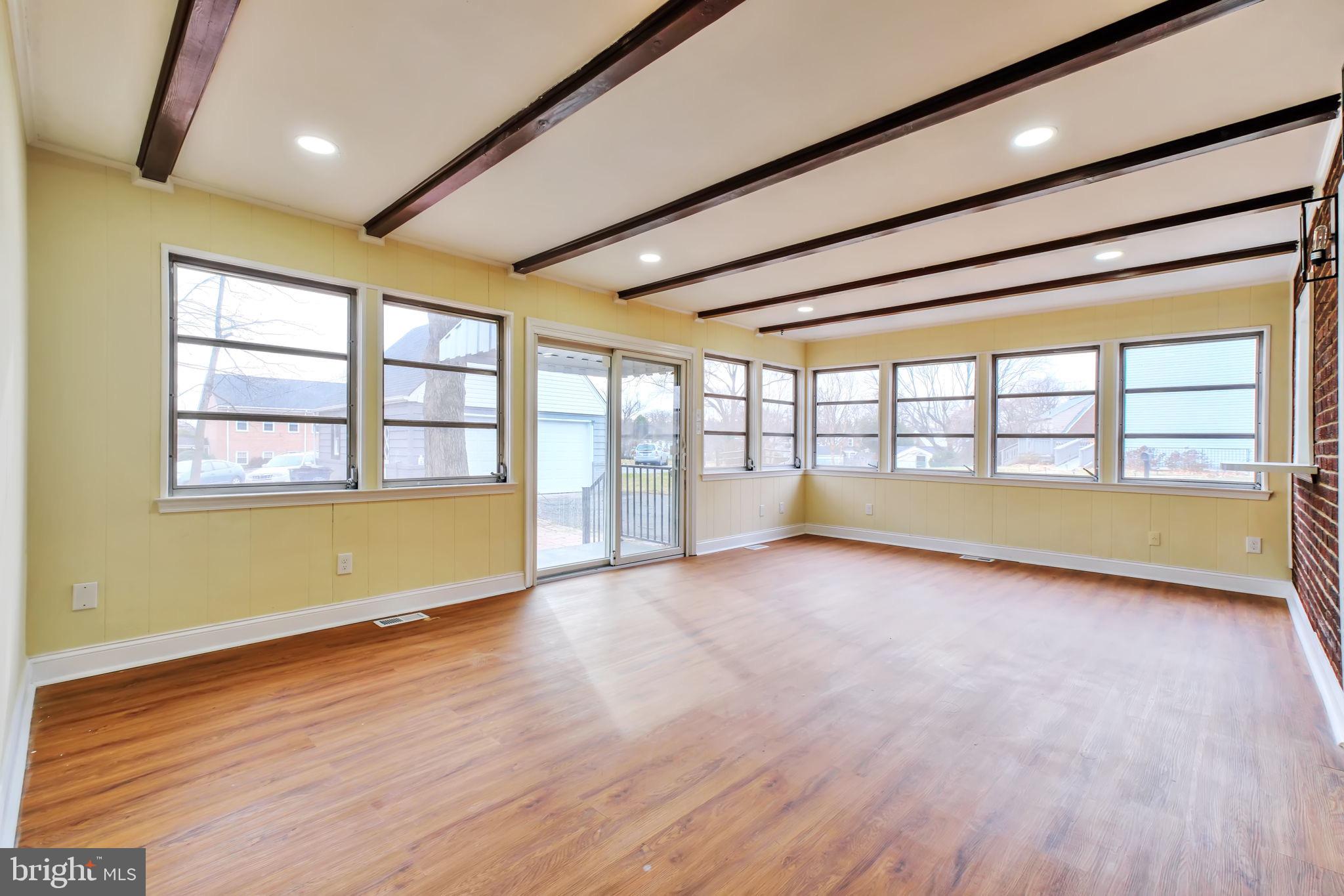 ANNANDALE - Residential