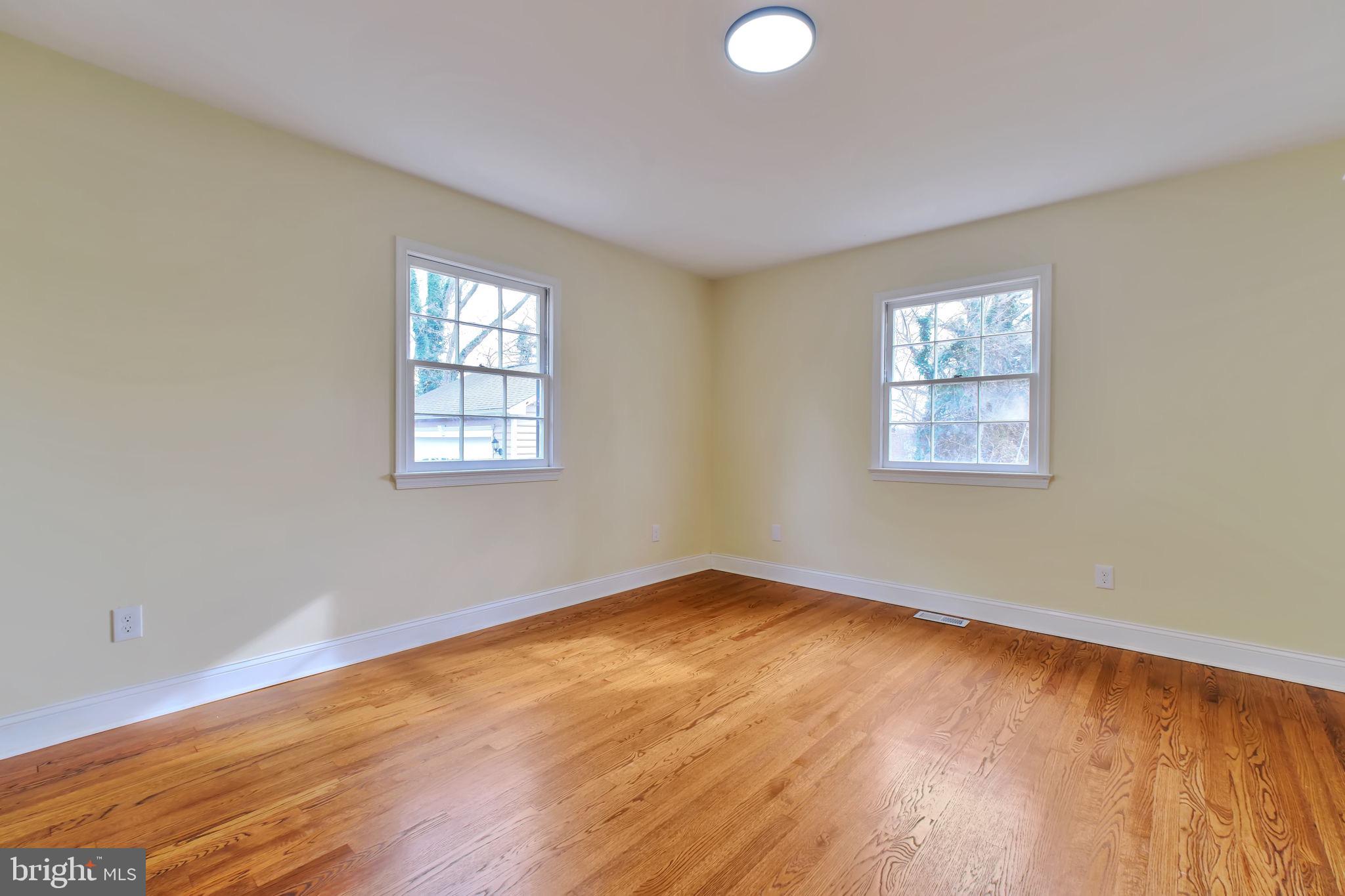 ANNANDALE - Residential