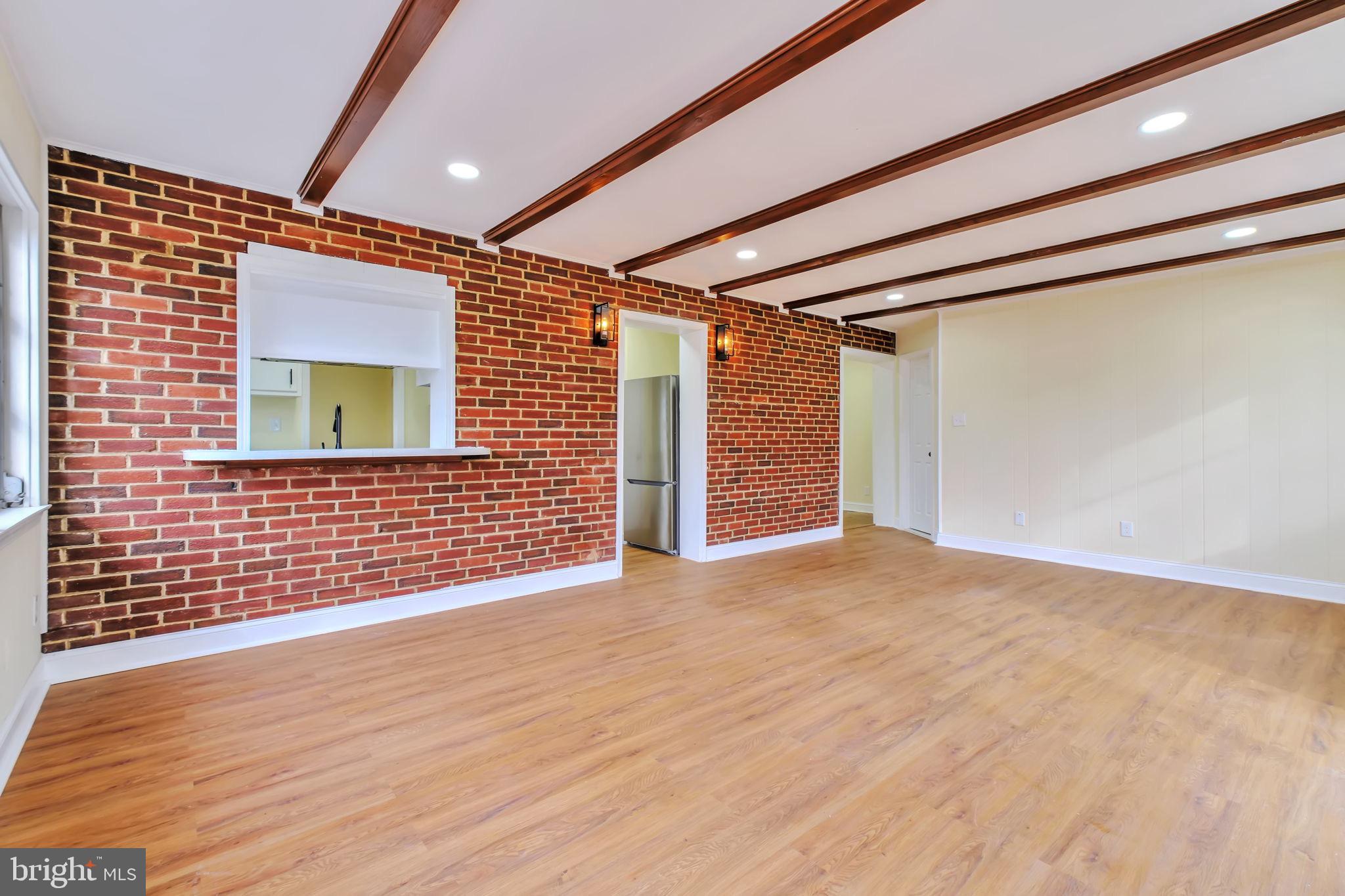 ANNANDALE - Residential