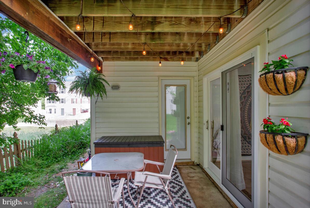 ANNAPOLIS OVERLOOK - Residential