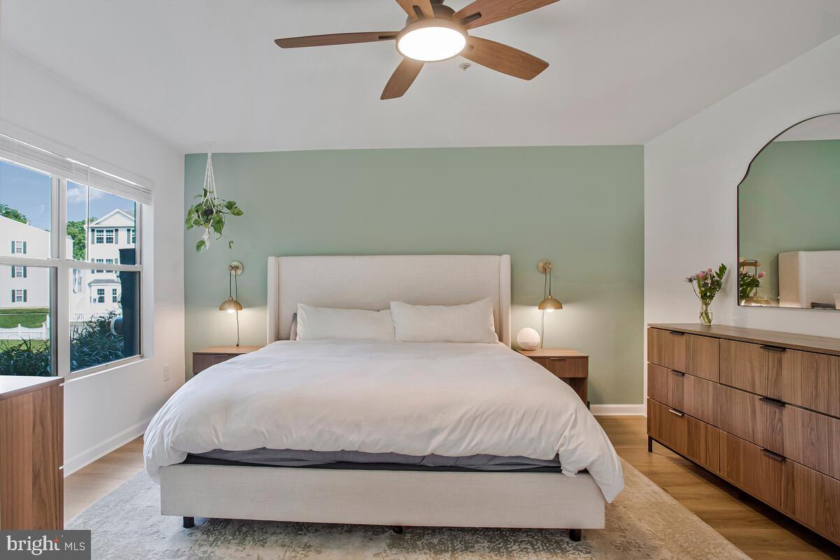 ANNAPOLIS OVERLOOK - Residential