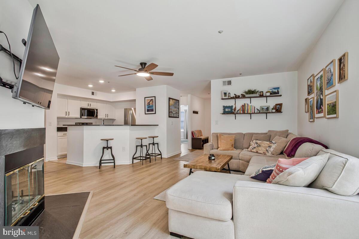 ANNAPOLIS OVERLOOK - Residential