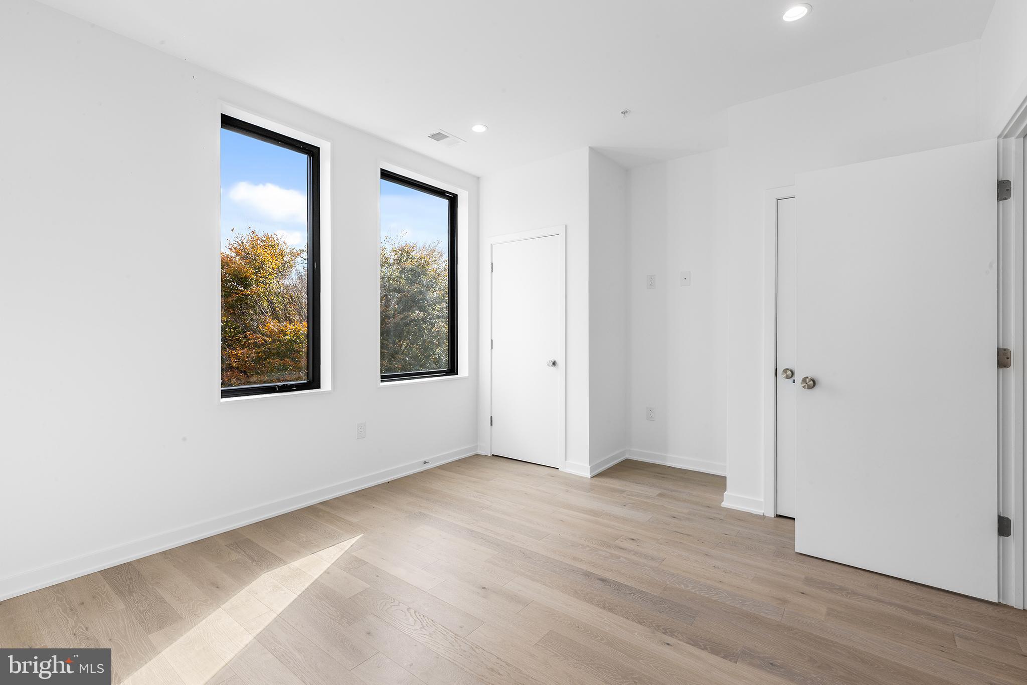 MANAYUNK - Residential