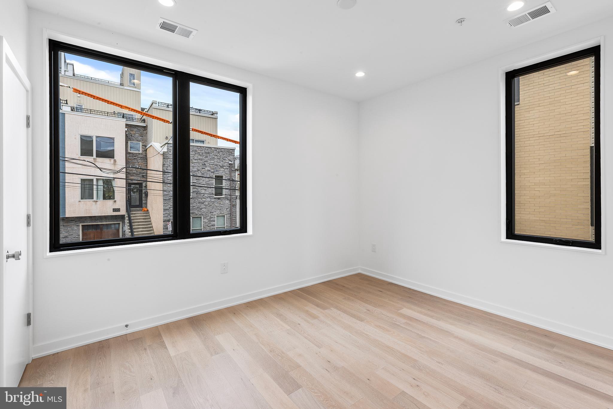 MANAYUNK - Residential