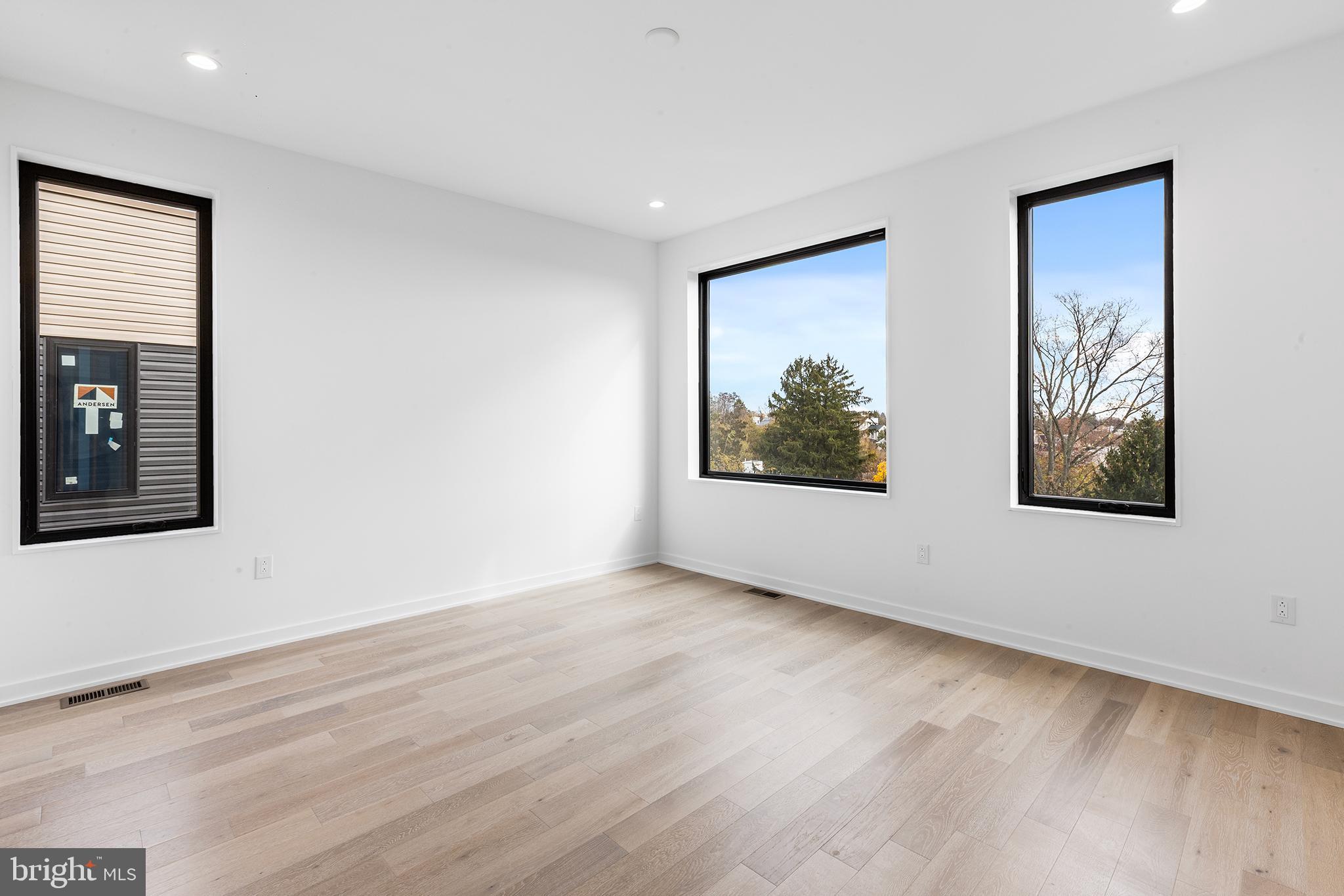 MANAYUNK - Residential