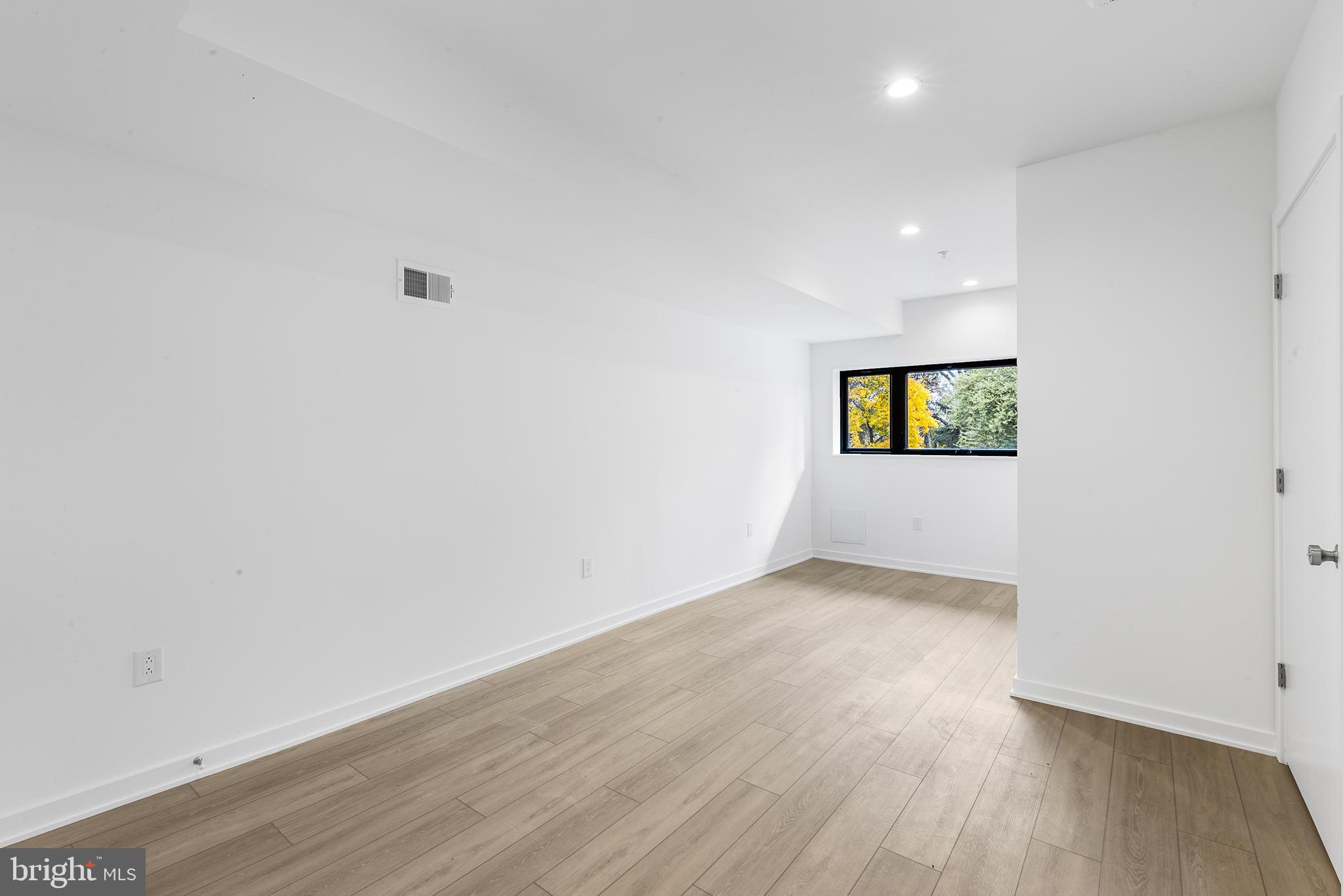 MANAYUNK - Residential