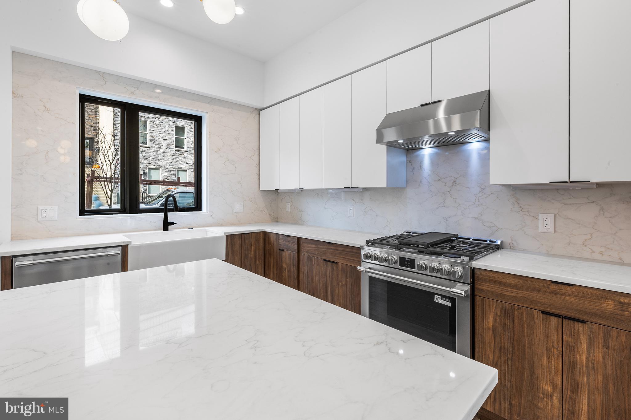 MANAYUNK - Residential